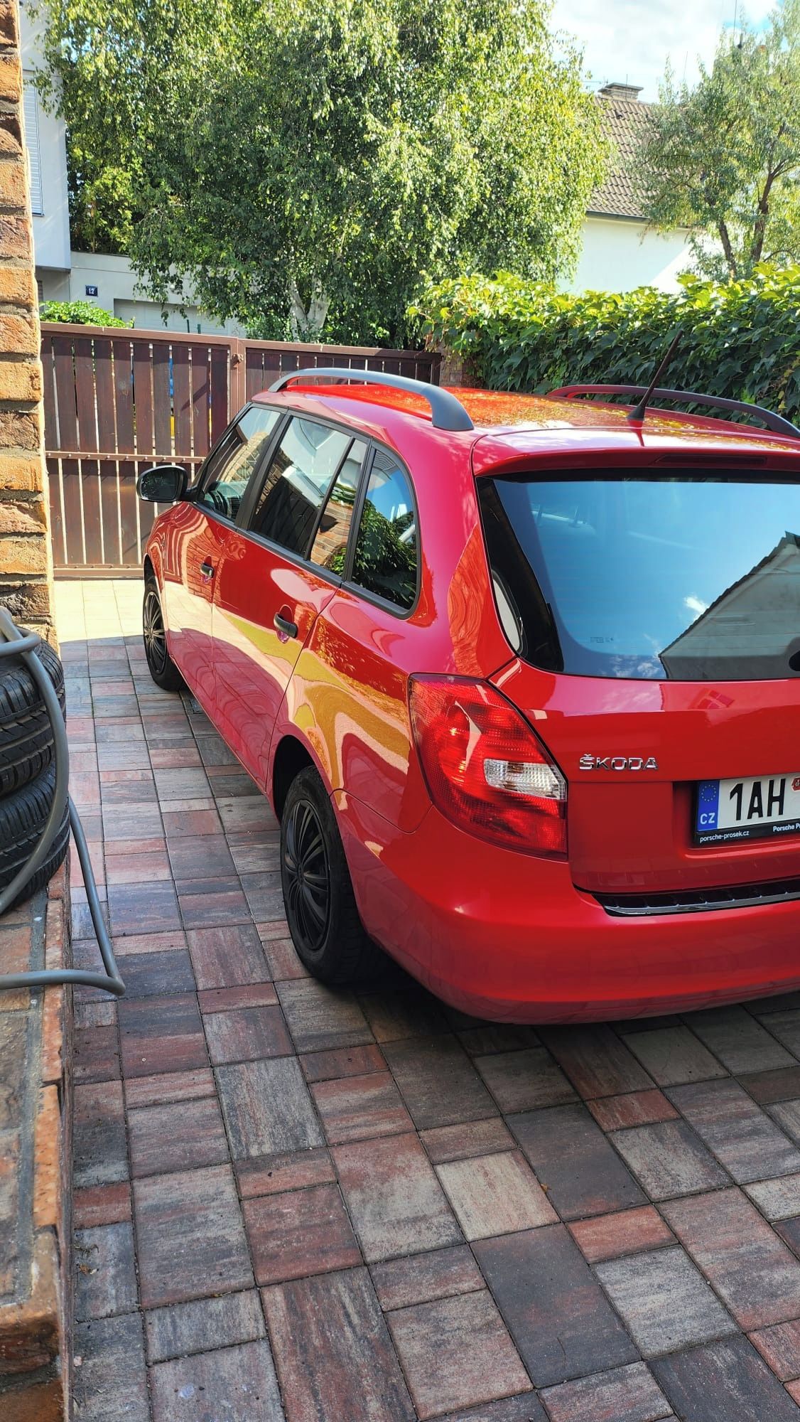 Škoda Fabia, Fabia 1.2 51kw 2014 top stav - fotka 3