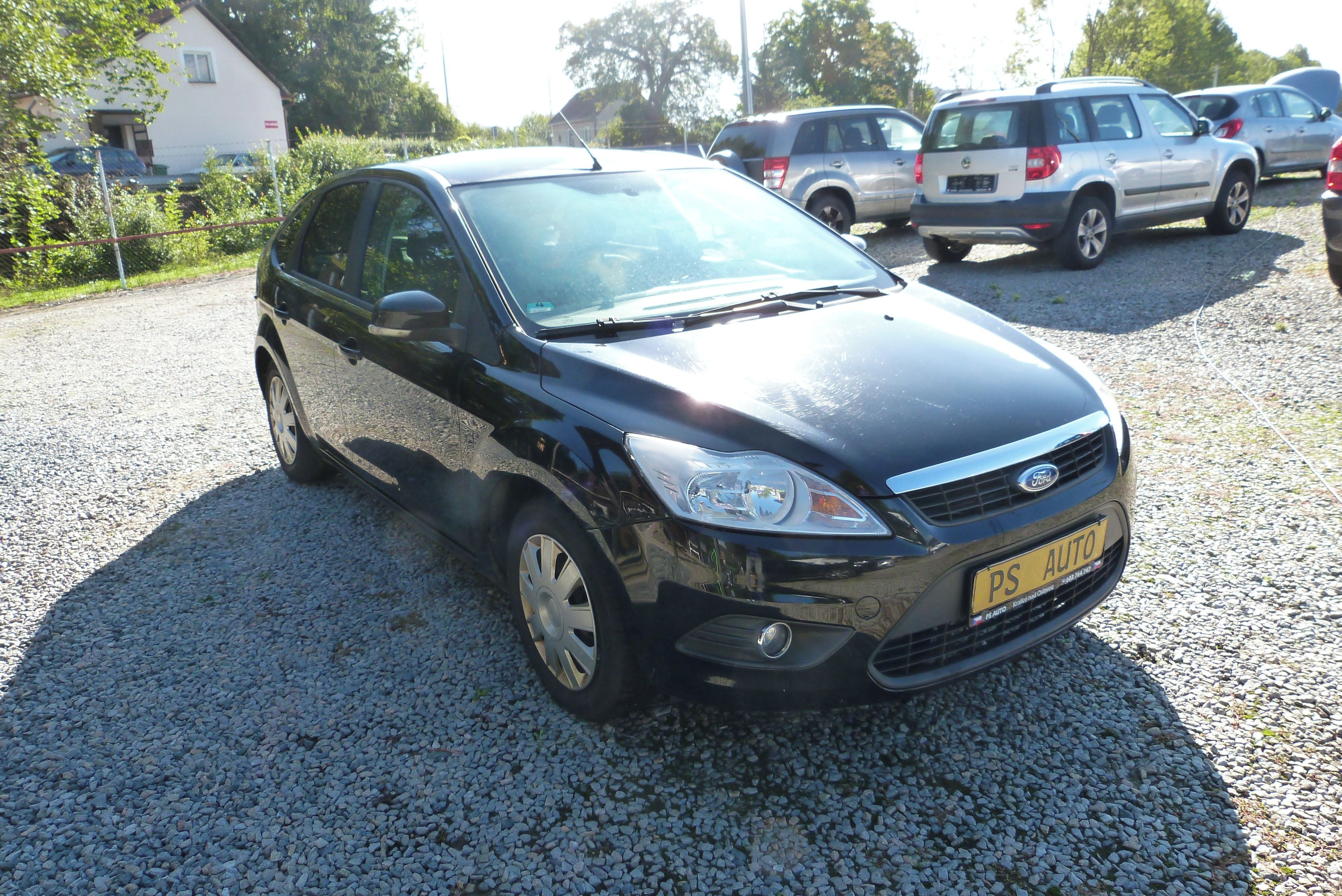 Ford Focus, 1.8i 16v - fotka 4