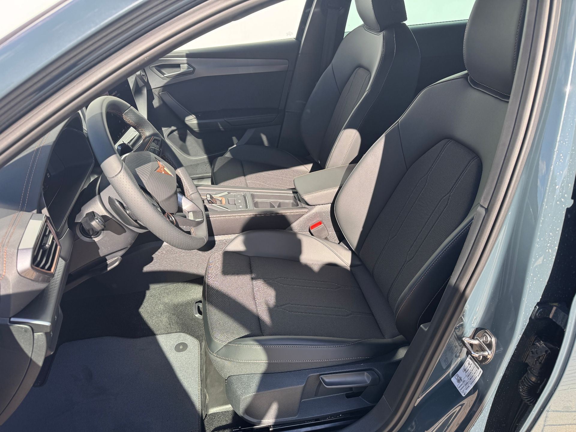 Cupra Leon, 1.5 eTSI 110 kW DSG - fotka 5