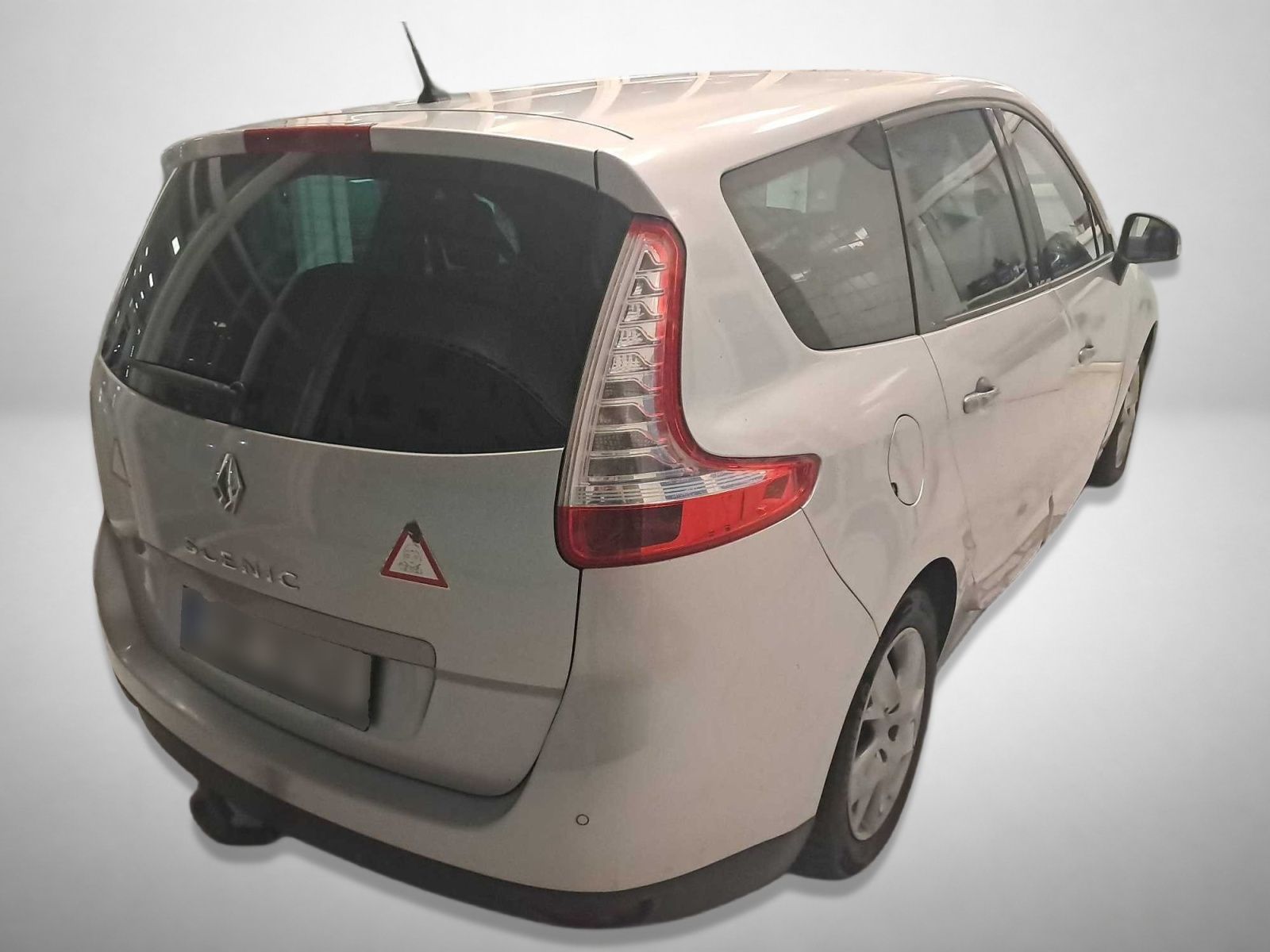 Renault Grand Scénic, 1.6 16V, 7 míst, po STK, Tažné - fotka 2