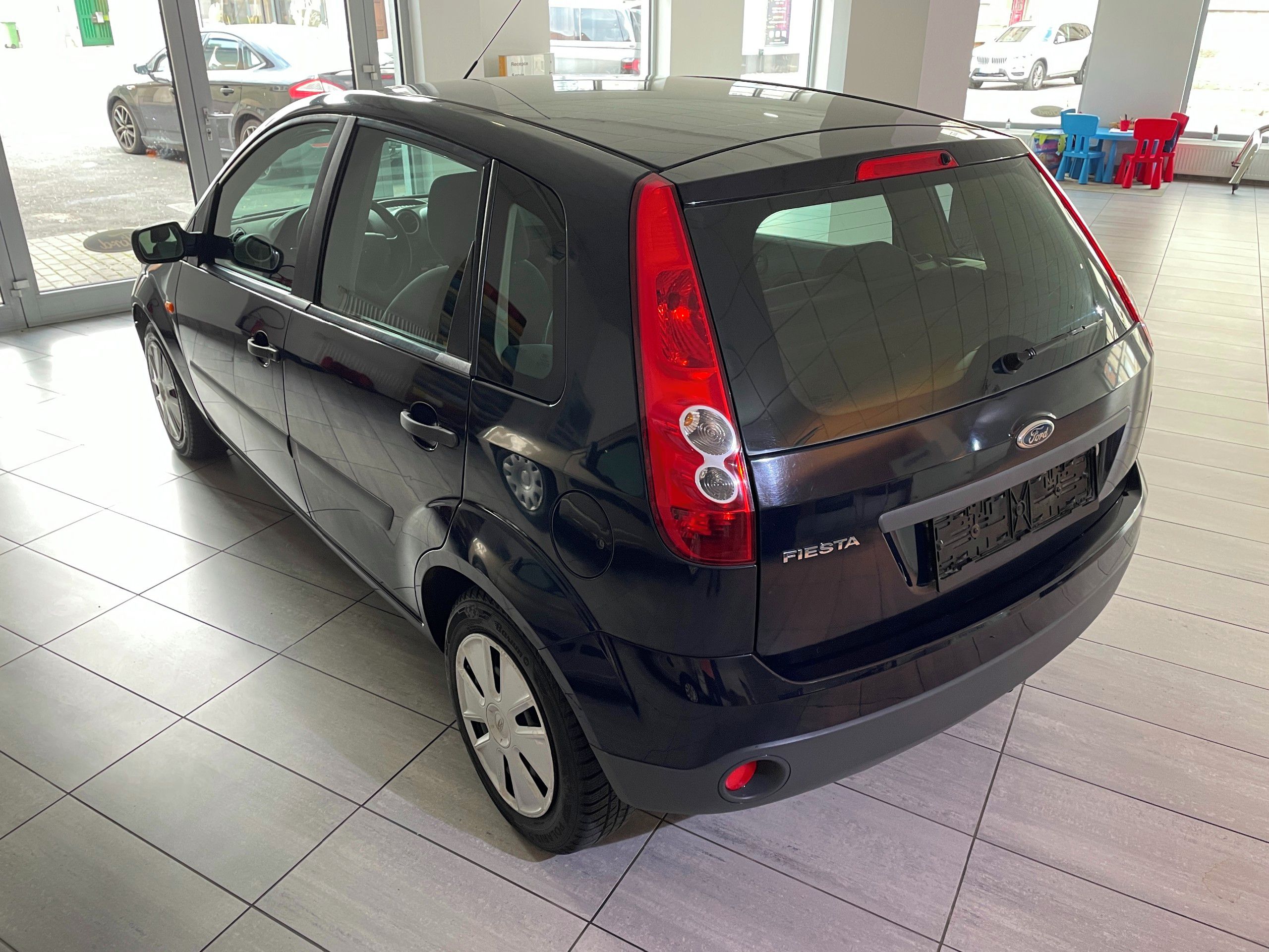 Ford Fiesta, Trend 1.3 Duratec 44kW - fotka 3