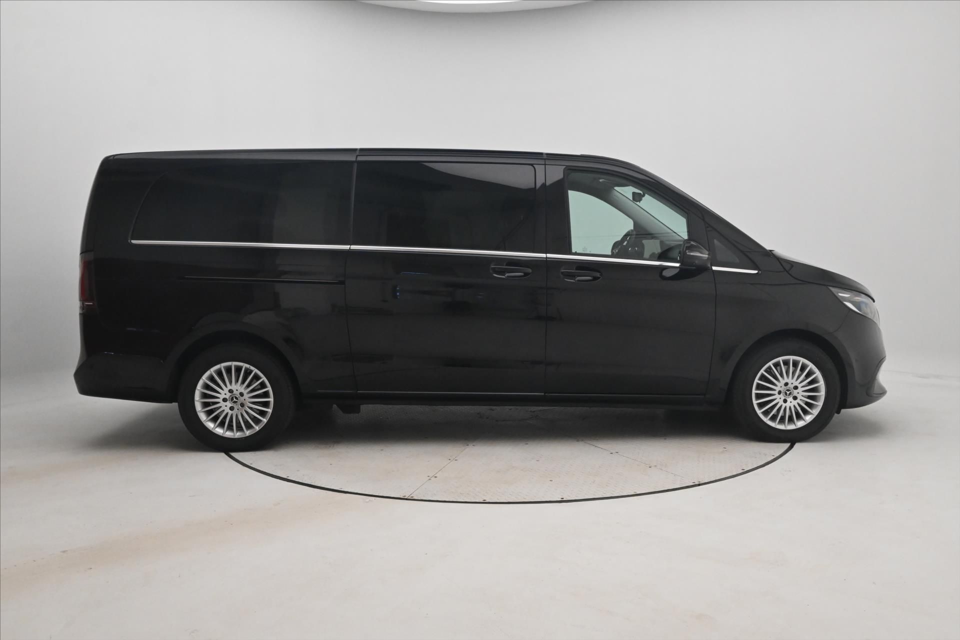Mercedes-Benz Třídy V, 2,0 300D 174kW XL Avantgarde 8 - fotka 4