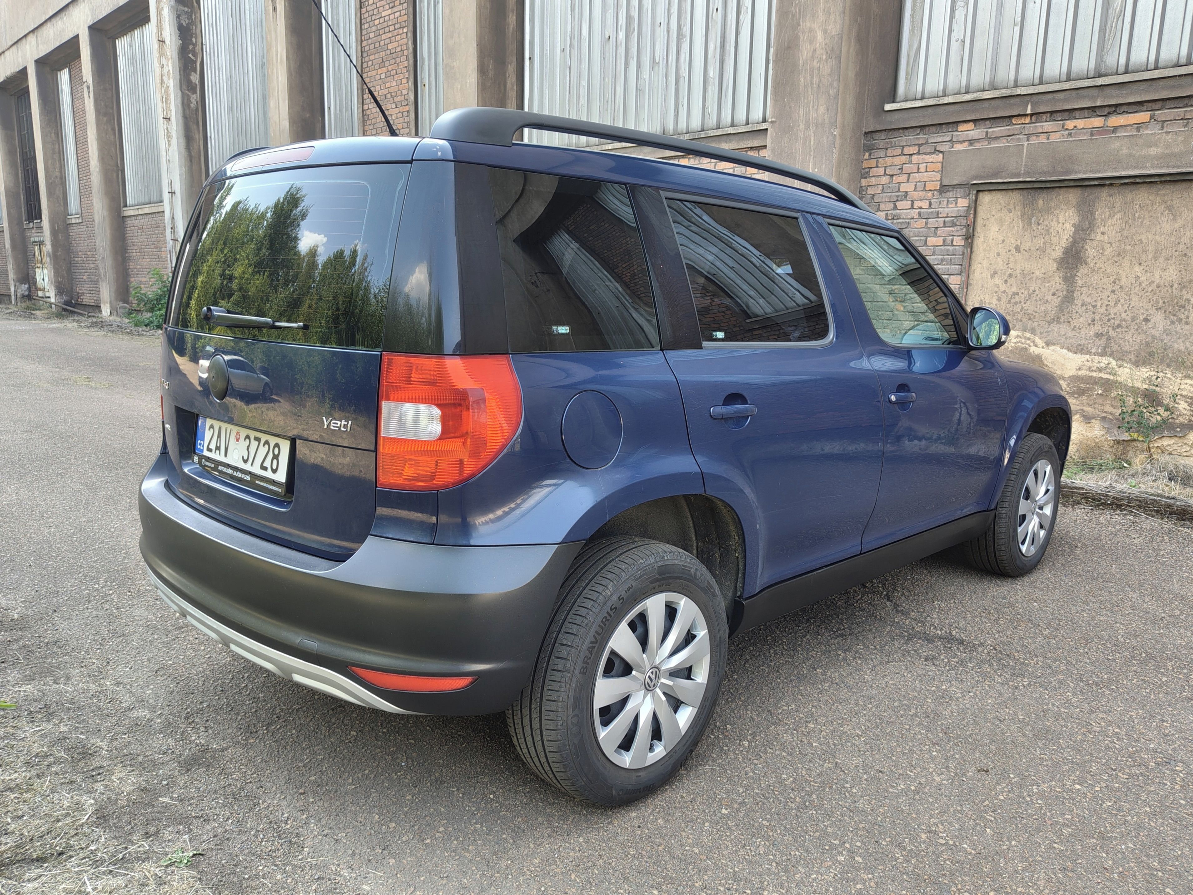 Škoda Yeti, 2.0TDi,1.maj,nové v ČR,DPH,4X4 - fotka 5