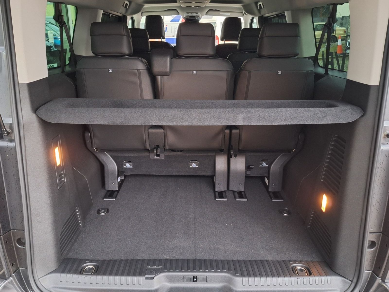 Peugeot Traveller, ALLURE Long 2.2 BHDi 180k EAT8 - fotka 6