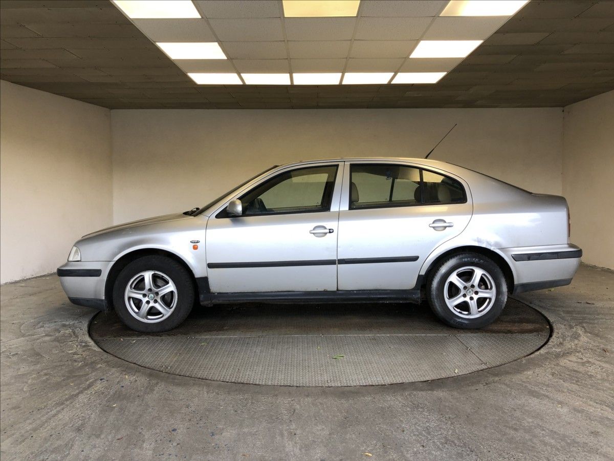 Škoda Octavia, 1,9 TDI - fotka 4