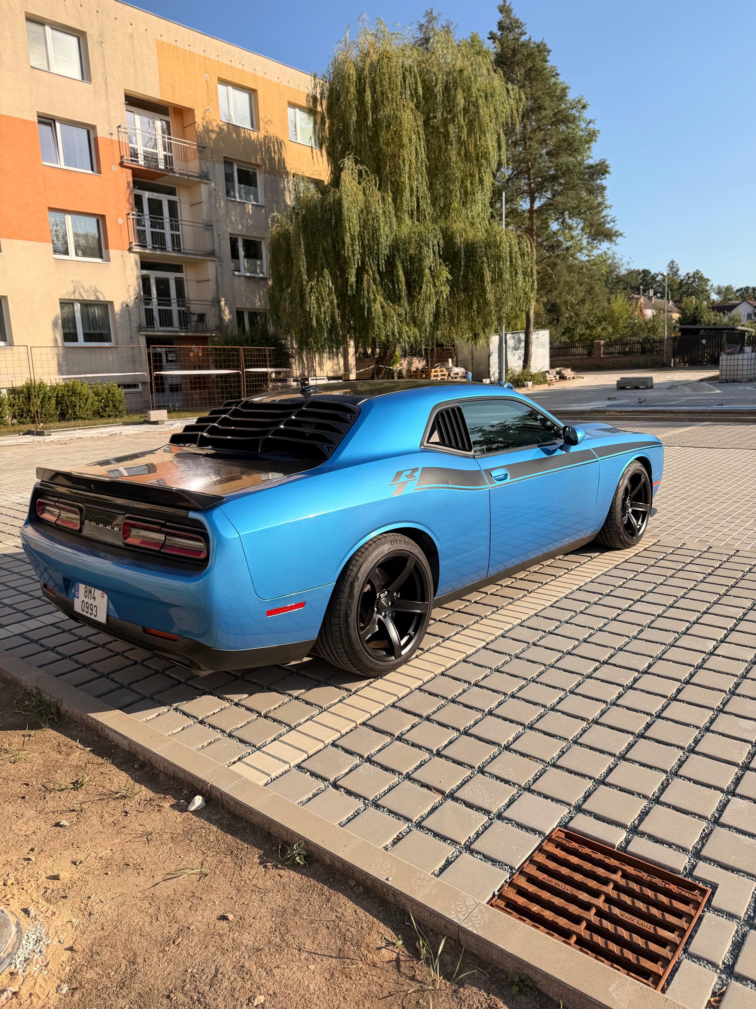 Dodge Challenger, Dodge Challenger 5.7 Hemi R/T - fotka 3