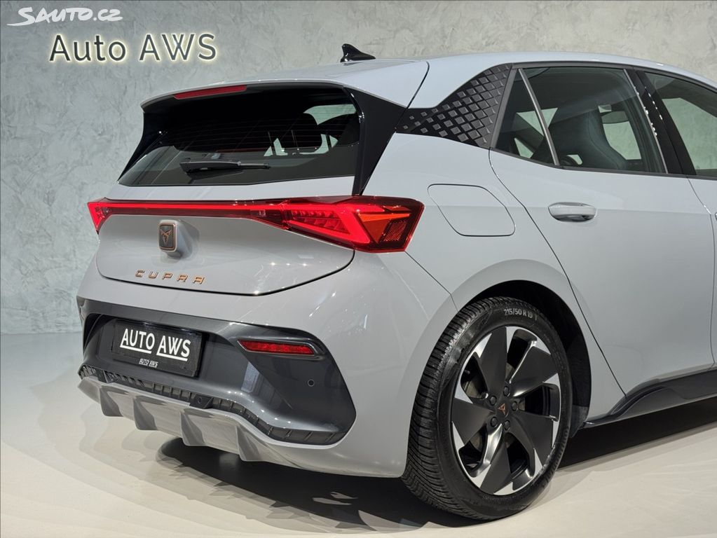 Cupra Born 2024 из Чехии