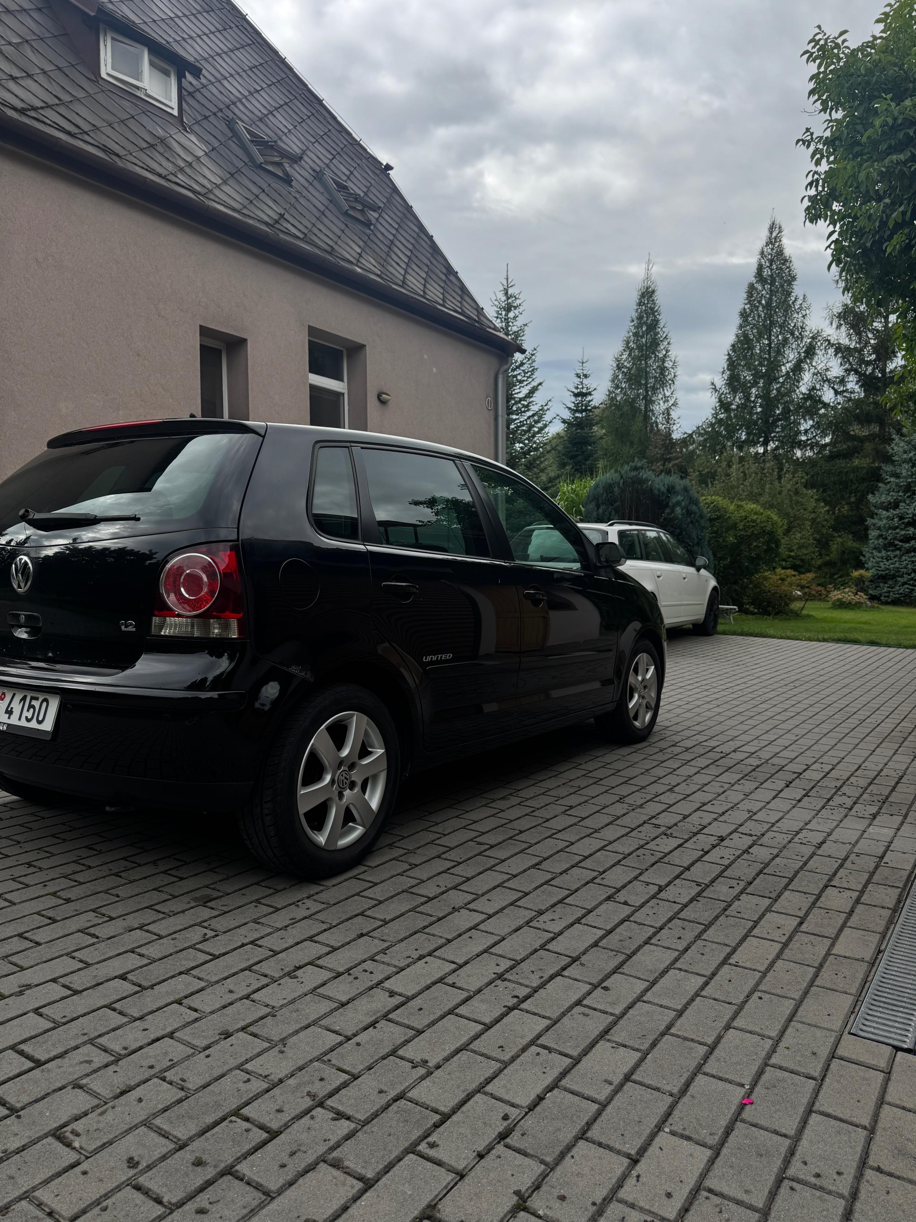 Volkswagen Polo, 1.2 htp 51kw, výhřev, temp. - fotka 5