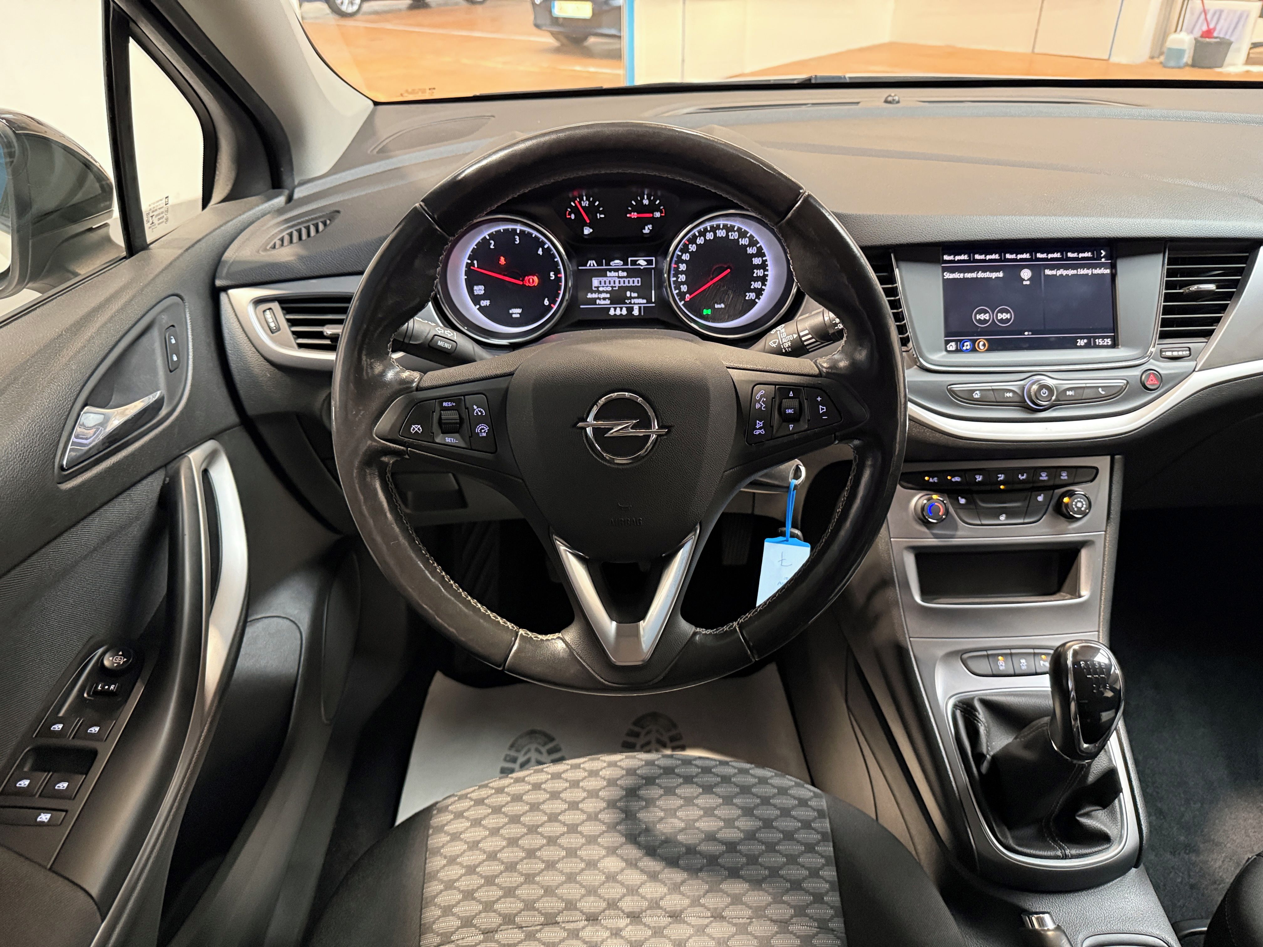 Opel Astra, 1.5 CDTi 90kW Edition ST S/S - fotka 6