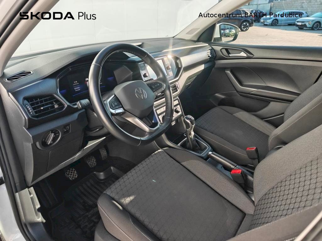 Volkswagen T-Cross, 1,0 TSI / 70 kW / Life / 5G - fotka 5