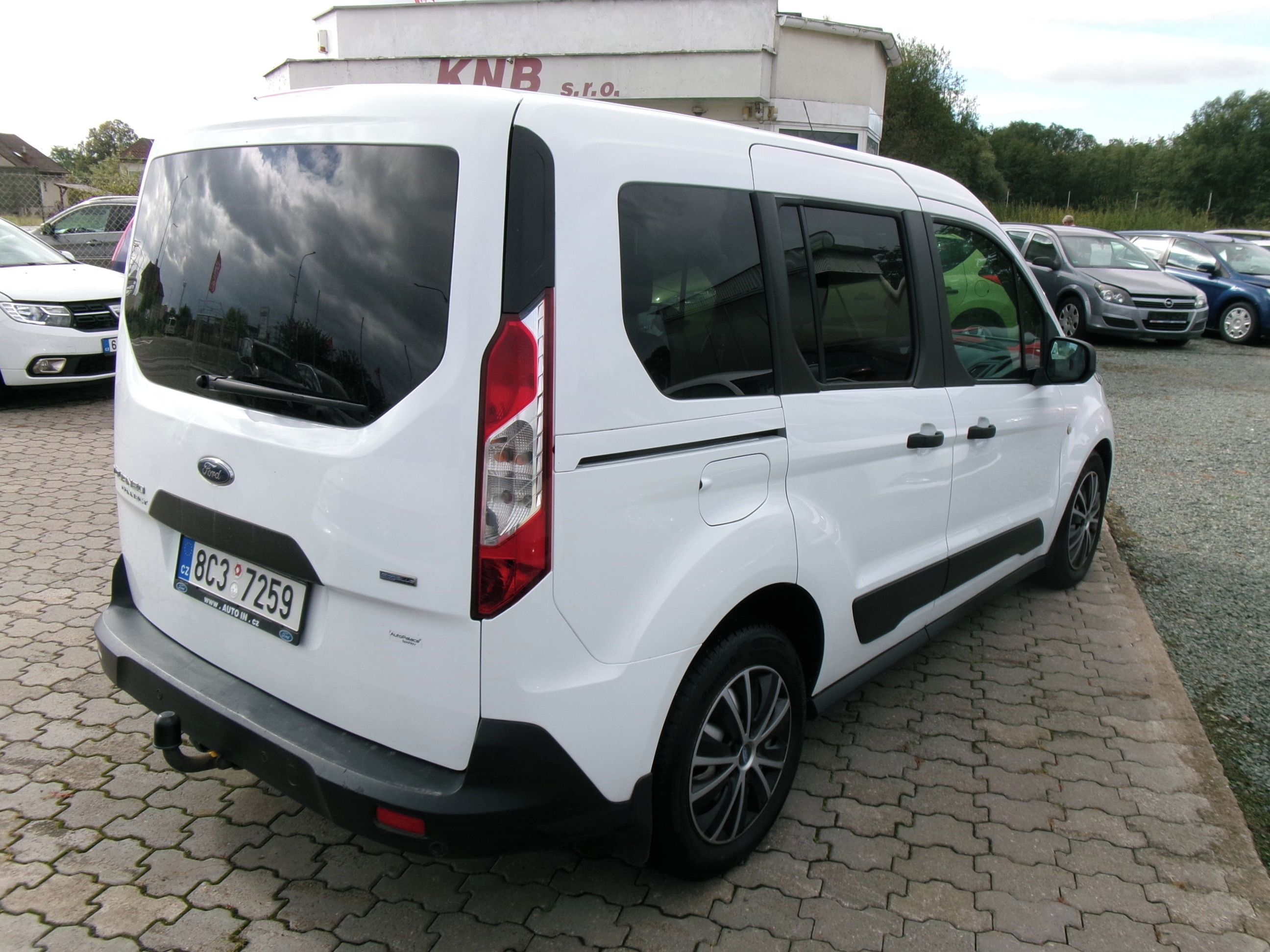Ford Tourneo Connect, 1.5TDCi,88kw,CZ - fotka 6