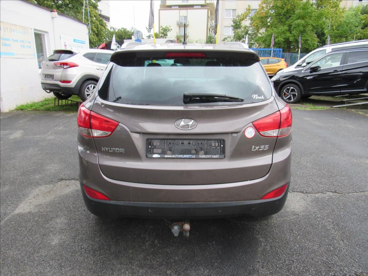 Hyundai ix35, 2,0 i 120kW Automat Style - fotka 5