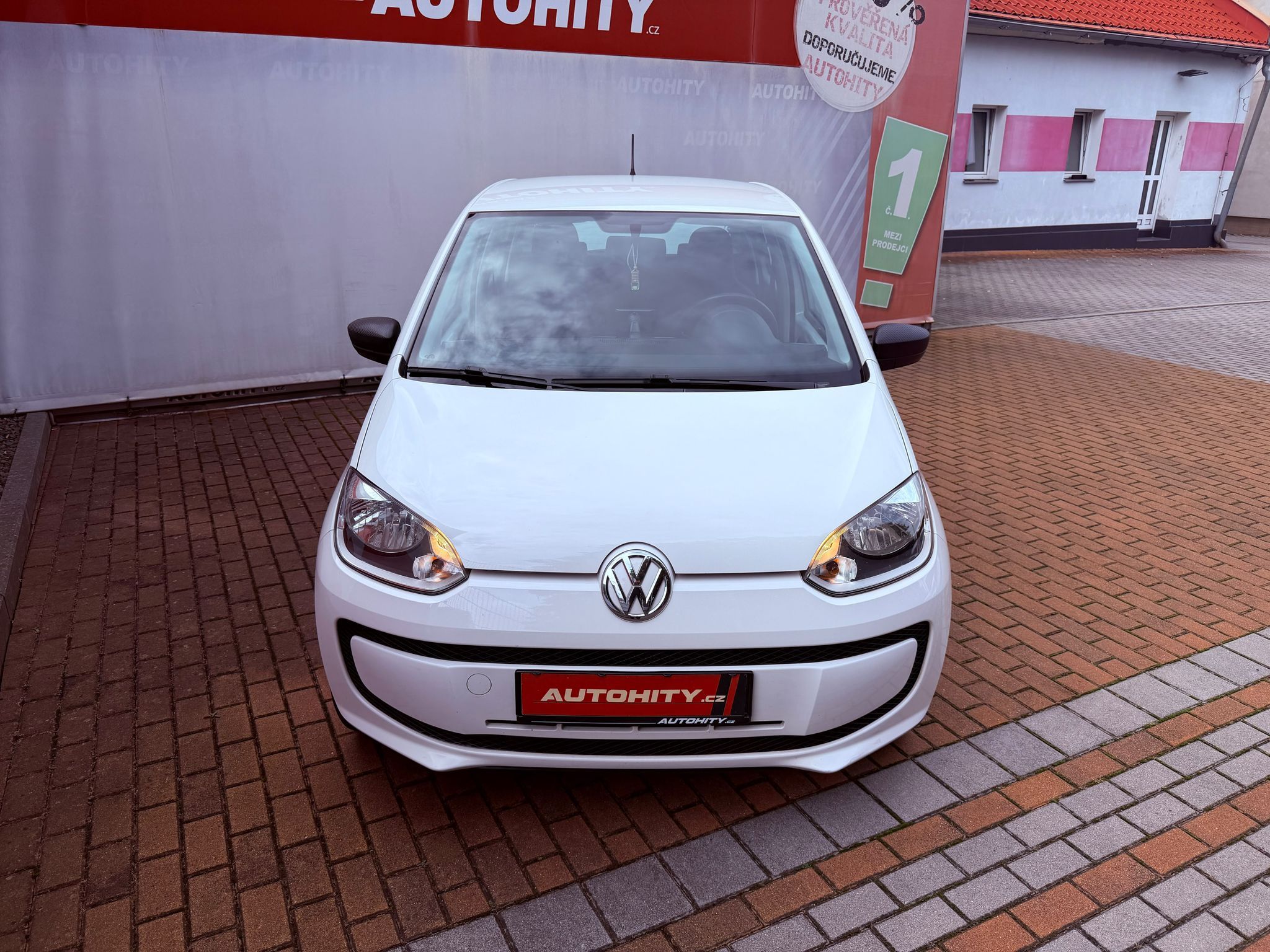 Volkswagen Up!, 1.0 Move up!, Serviska - fotka 2