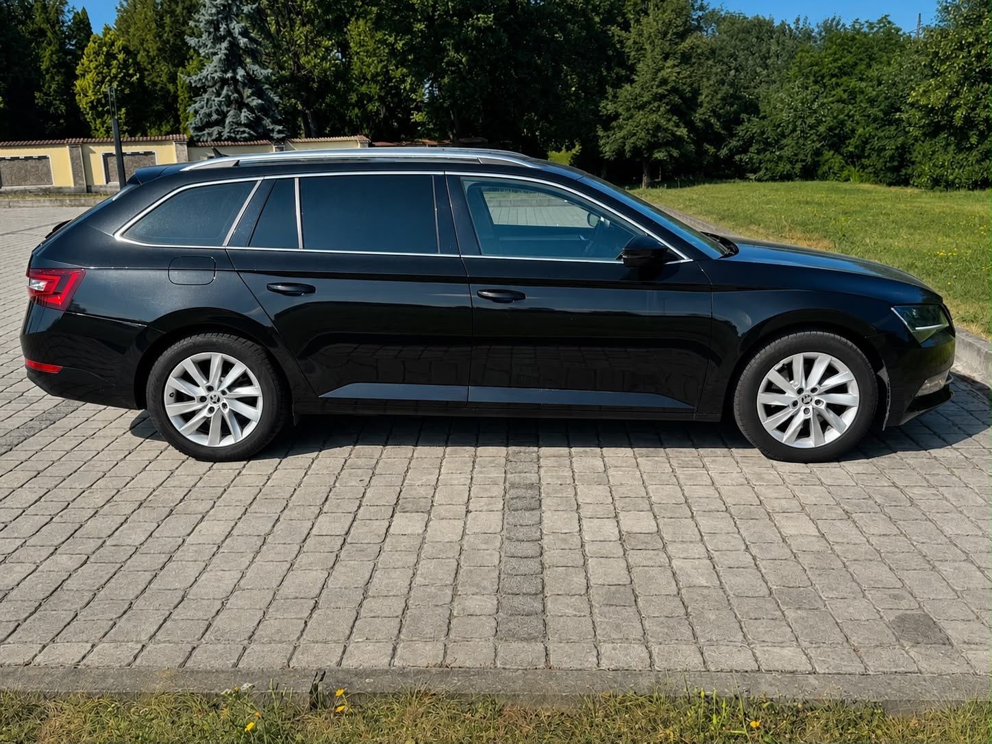 Škoda Superb, Škoda Superb 3, 2.0tdi 110kW, - fotka 4