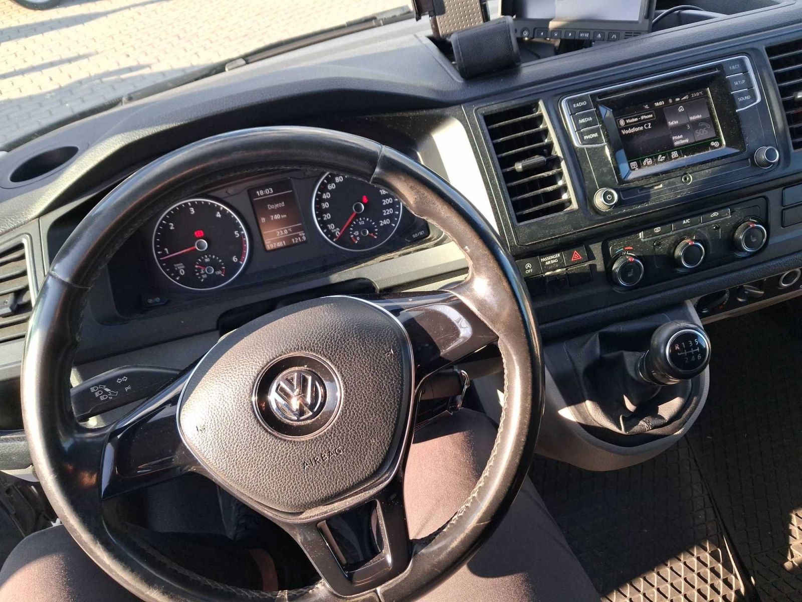 Volkswagen Transporter, 2.0 TDI, Bus, 5Míst, Klima, ČR - fotka 3