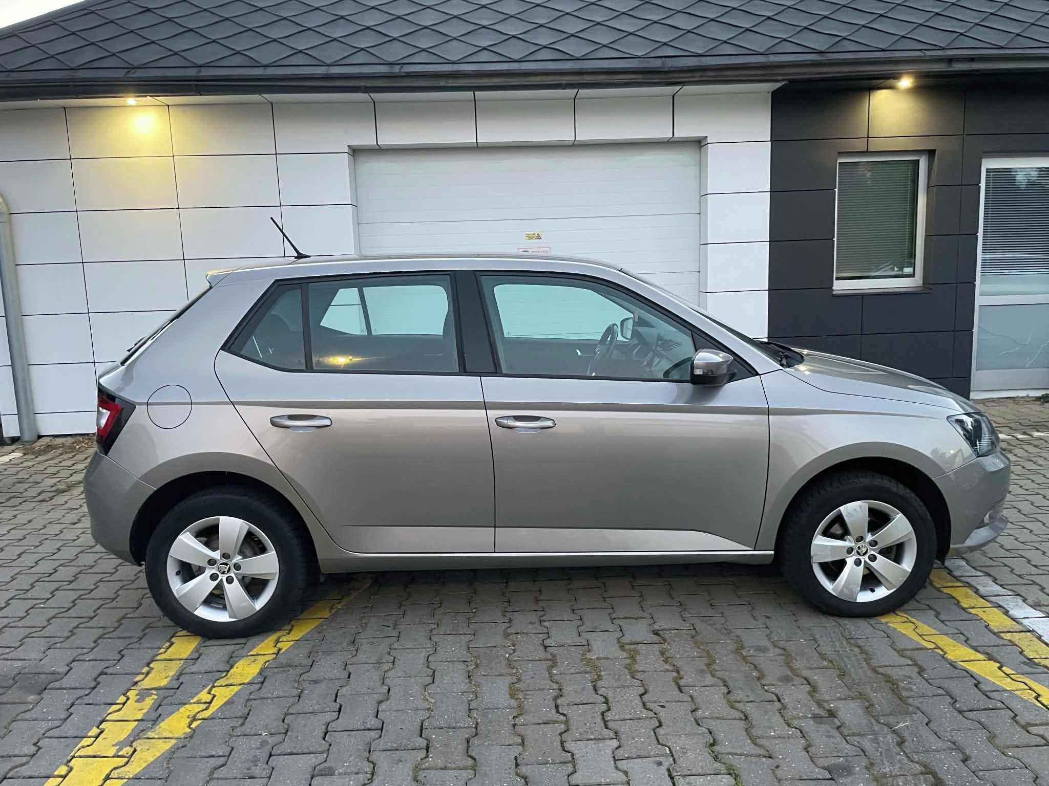 Škoda Fabia, Škoda Fabia 1.2TSI - fotka 4