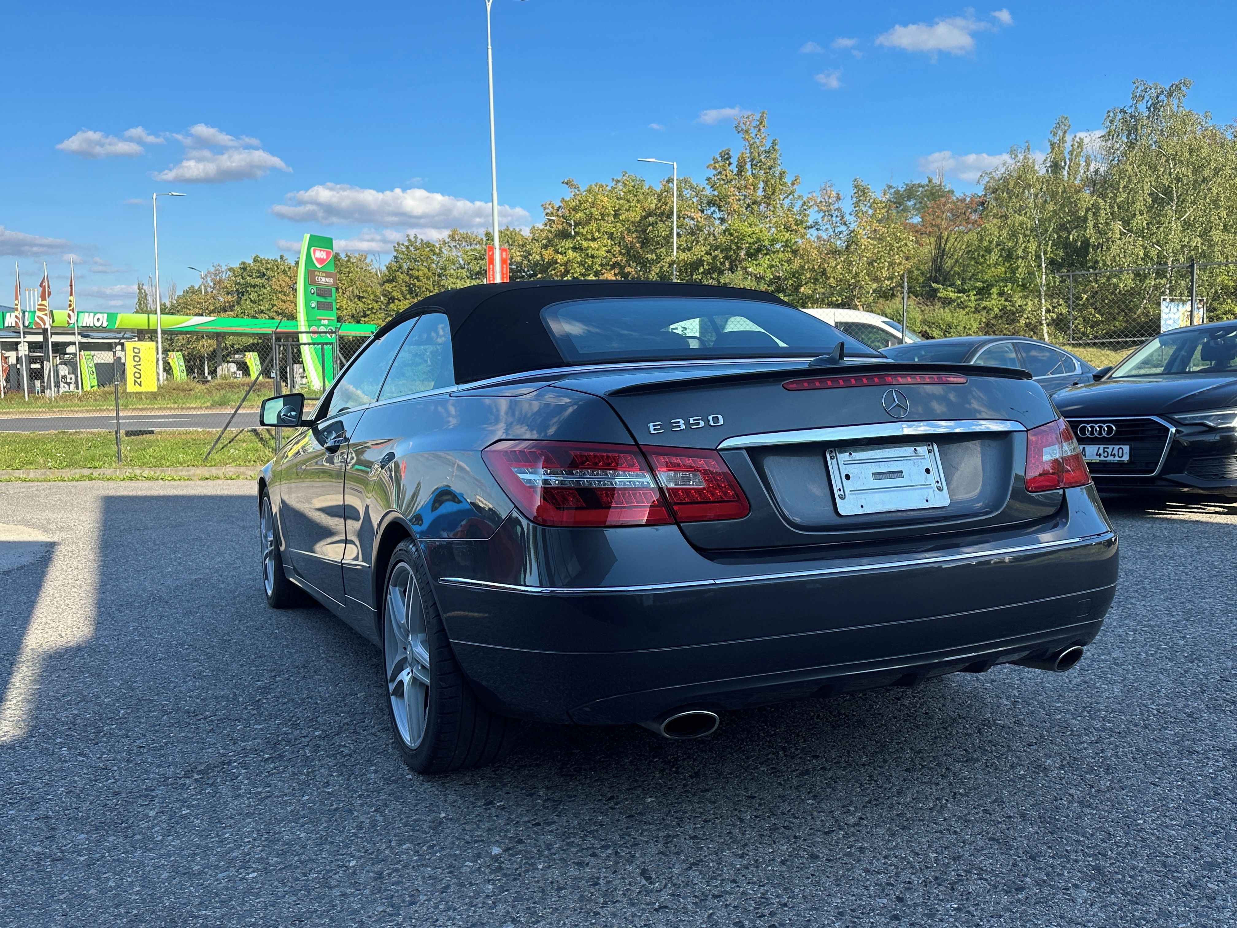 Mercedes-Benz Třídy E, Mercedes-Benz E 350 2012 - fotka 5