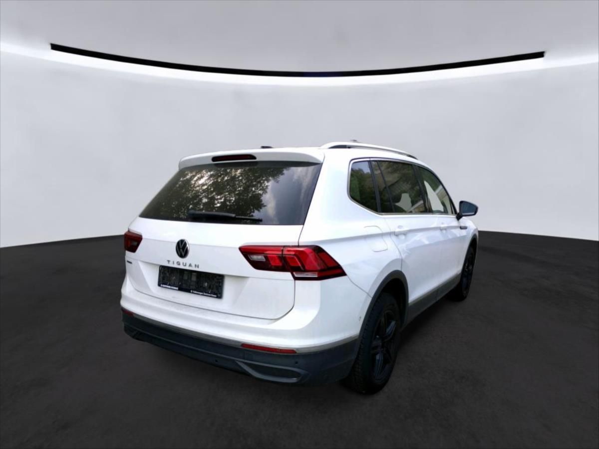 Volkswagen Tiguan Allspace, 2,0 TDI TAŽNÉ WEBASTO PANORAMA - fotka 4