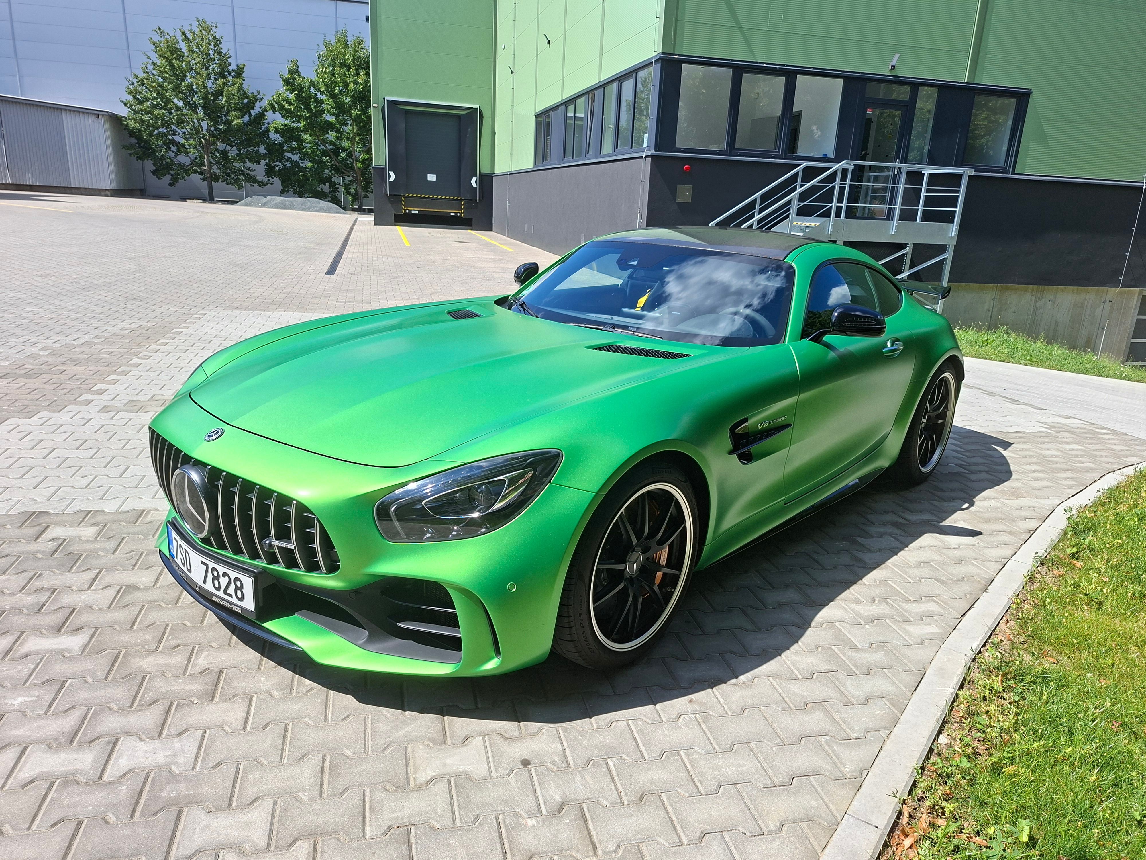 Mercedes-Benz AMG GT, AMG GT-R 4.0 V8,430 kW,CERAMIC