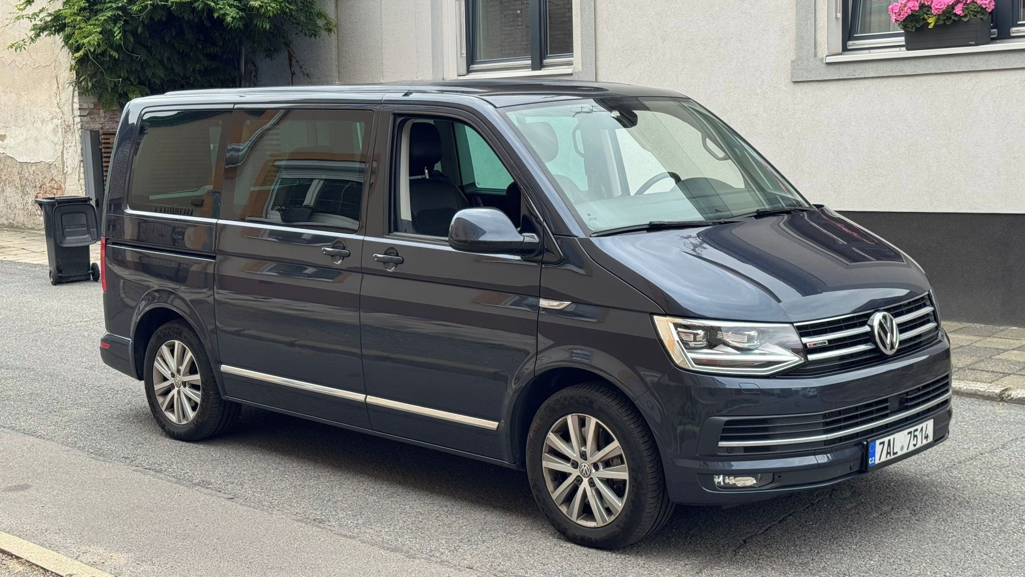 Volkswagen Multivan, Volkswagen Multivan 2.0 BiTDI - fotka 6