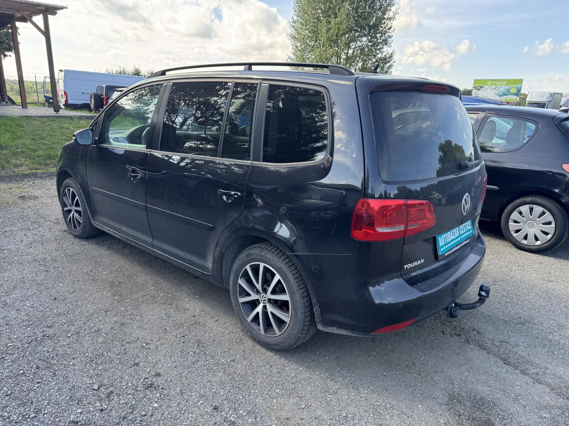 Volkswagen Touran, 1.4 TSI ZARUKA NA KM - fotka 5
