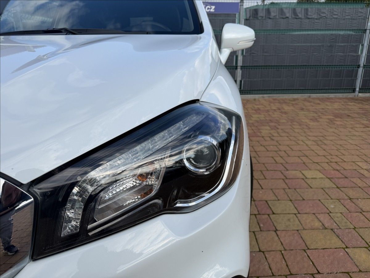Suzuki SX4 S-Cross, 1.4i BoosterJet Elegance AllGr - fotka 5