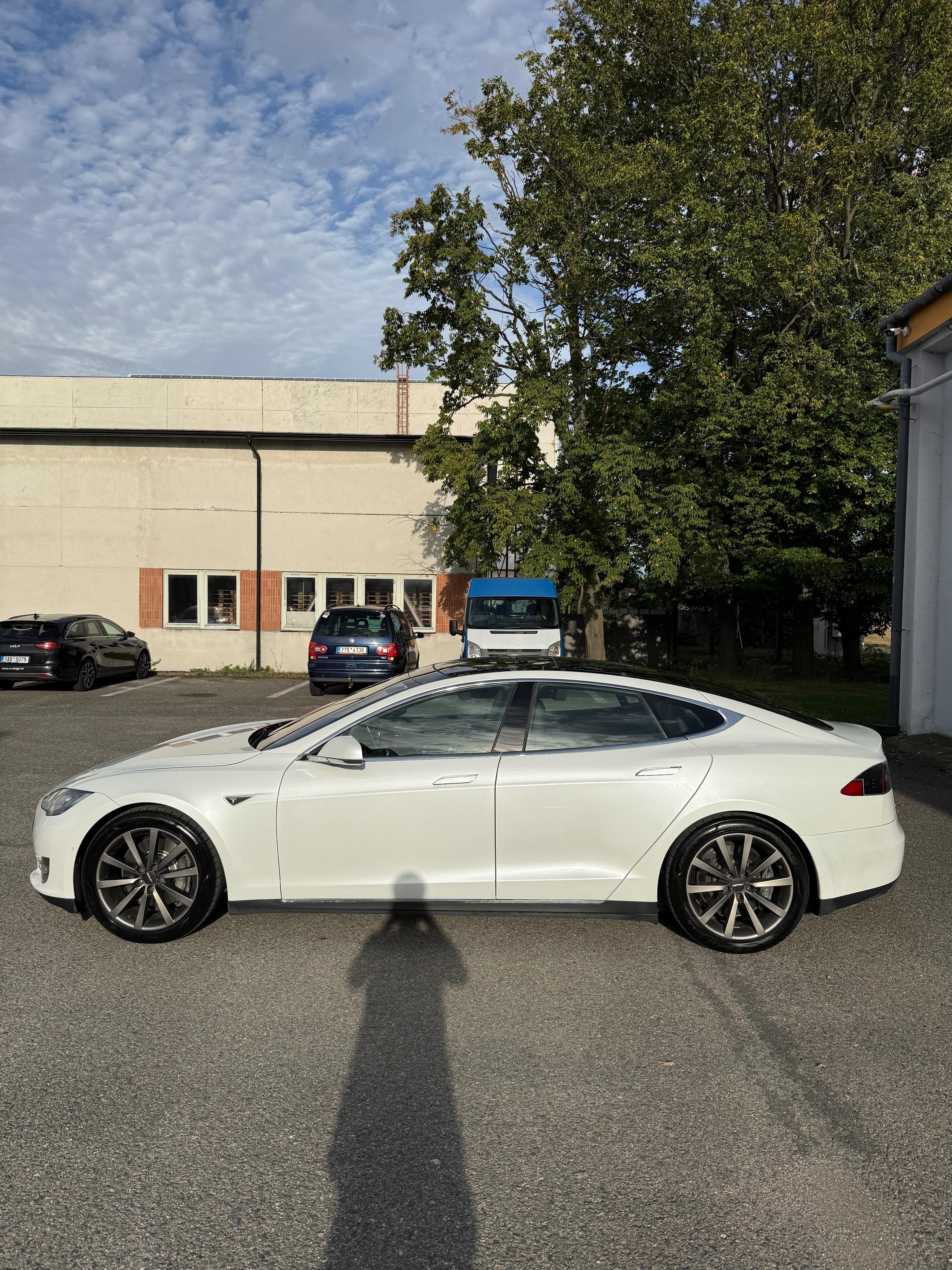 Tesla Model S, 90D – SC01 Free Supercharging - fotka 2