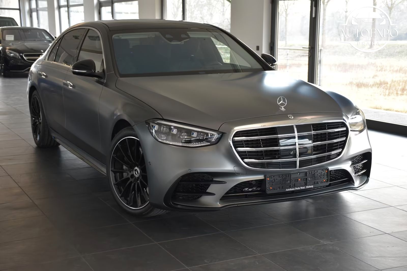 Mercedes-Benz Třídy S, 580 4Matic L AMG*Panorama - fotka 3