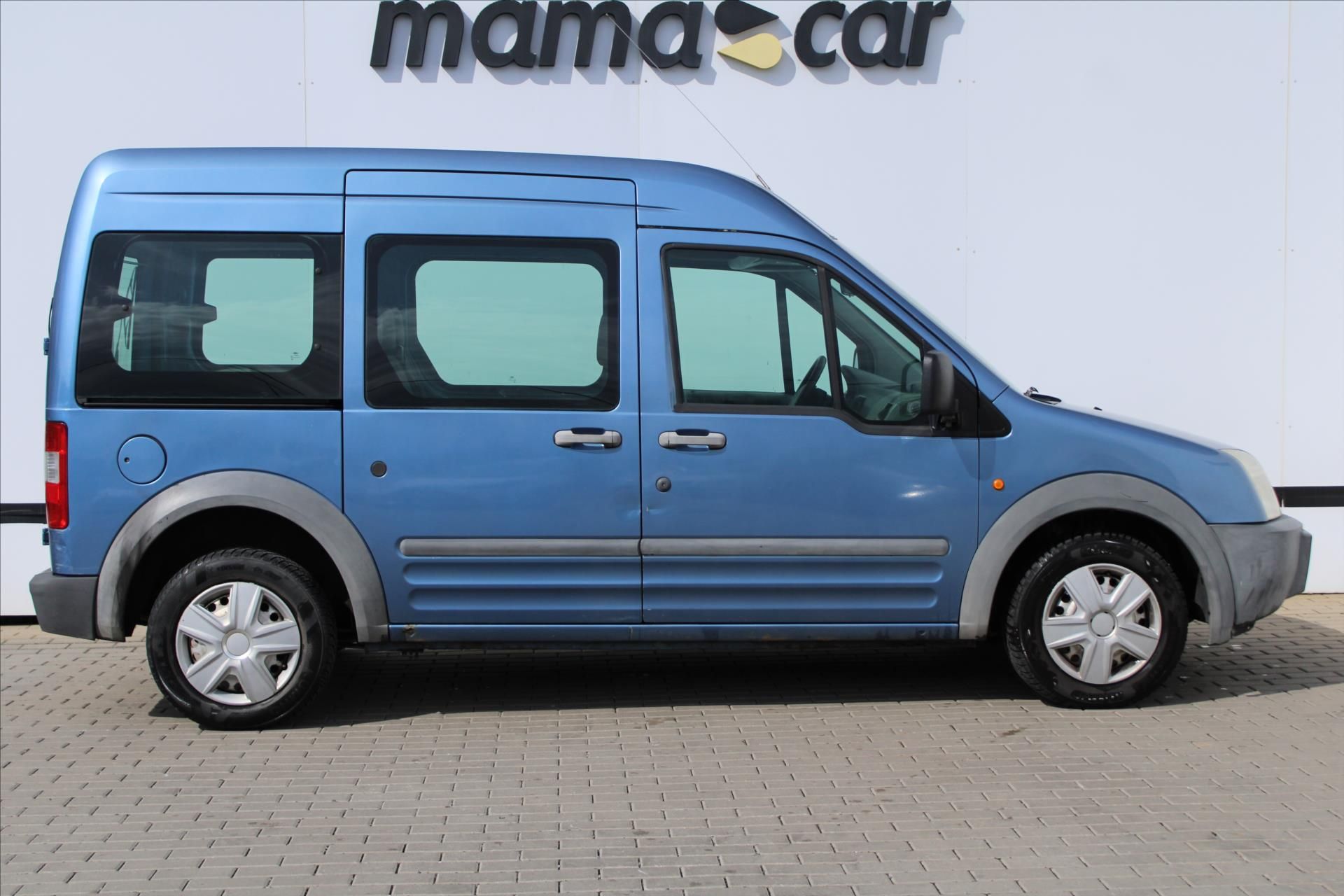 Ford Tourneo Connect, 1.8TDCI 66kW KLIMA - fotka 2