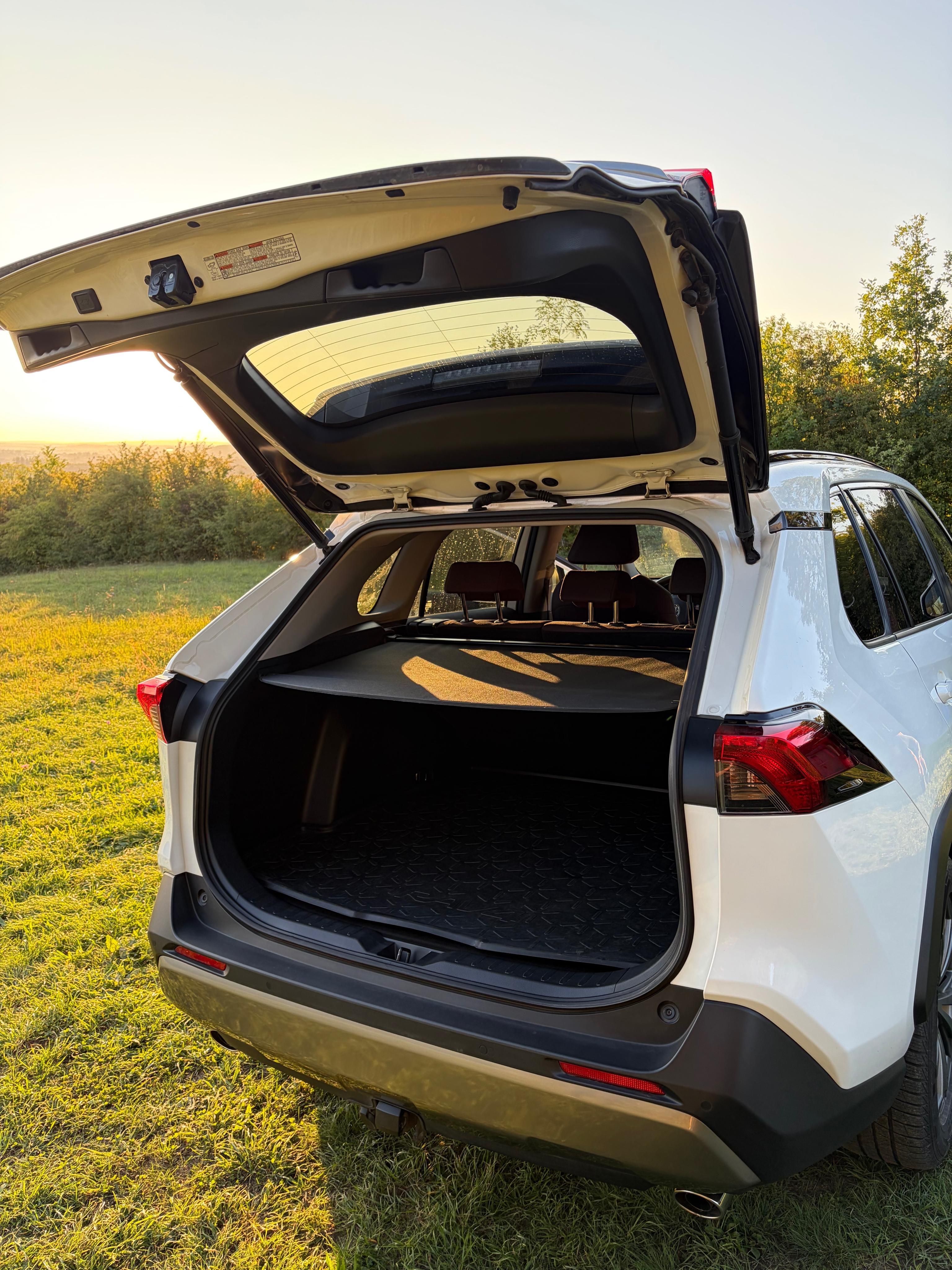 Toyota Rav4, Toyota RAV4 2022 2.0 benzín - fotka 4