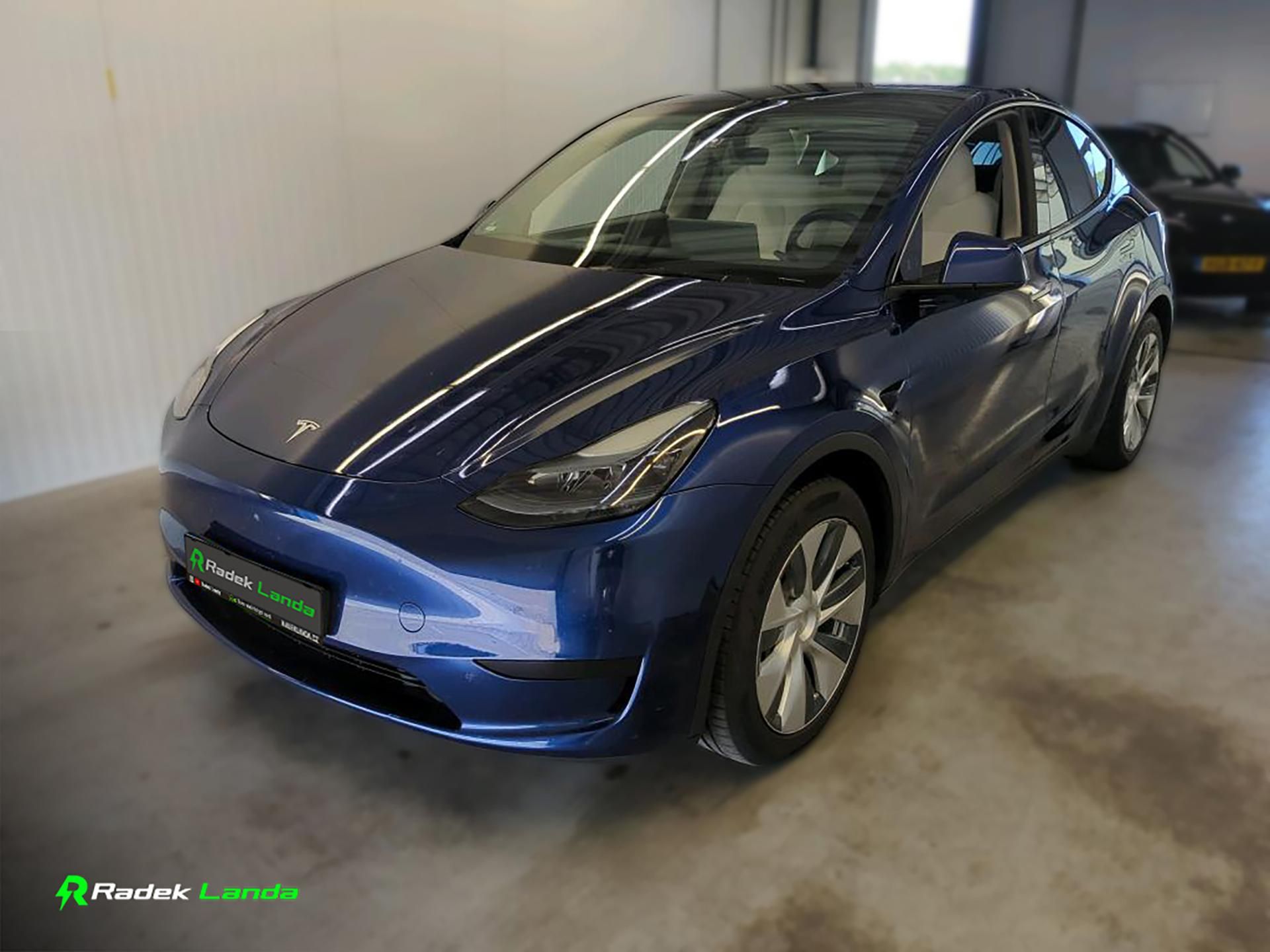 Tesla Model Y, Standard Range RWD, LFP - fotka 3