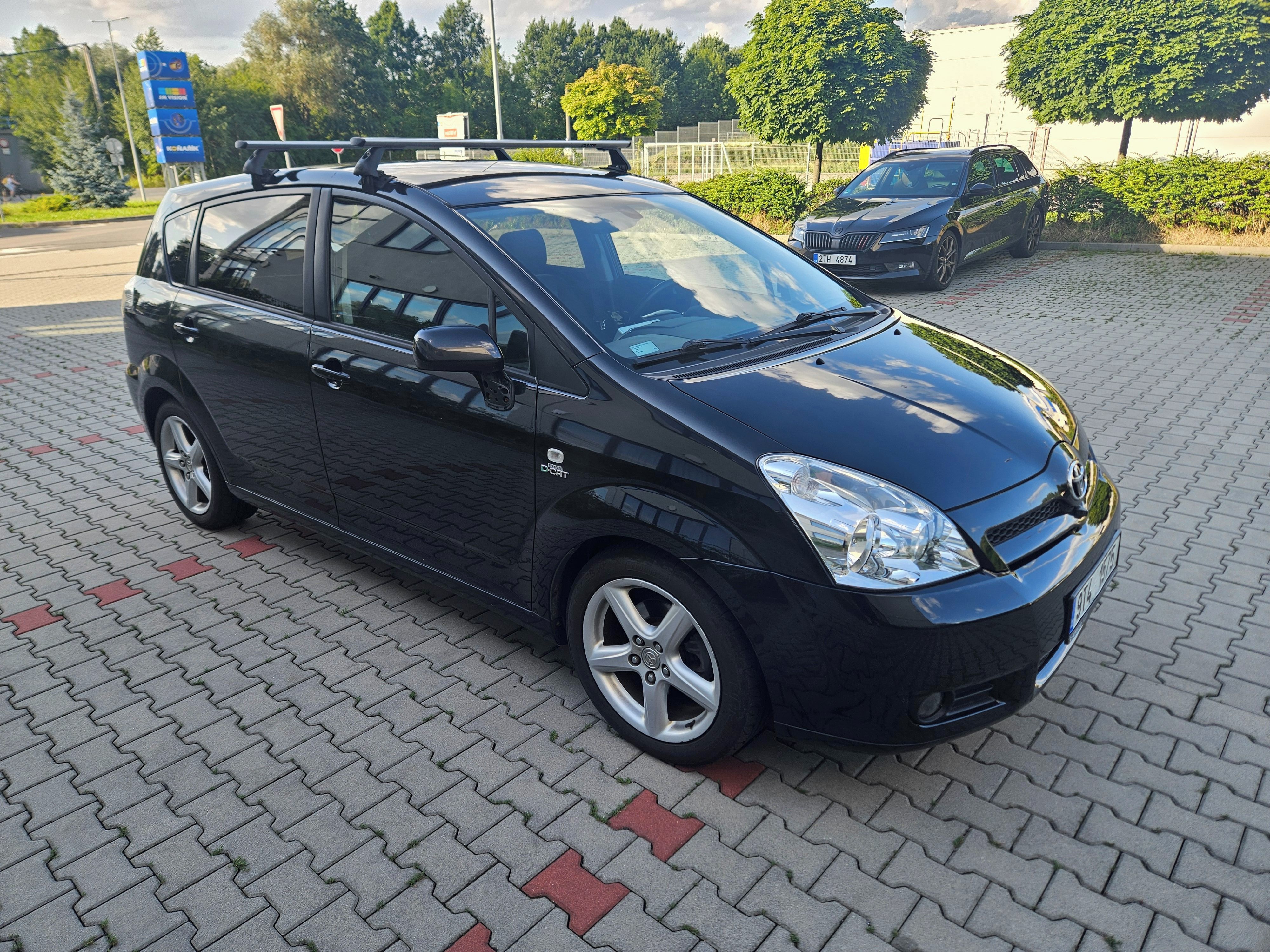 Toyota Corolla Verso, 2,2D - fotka 4