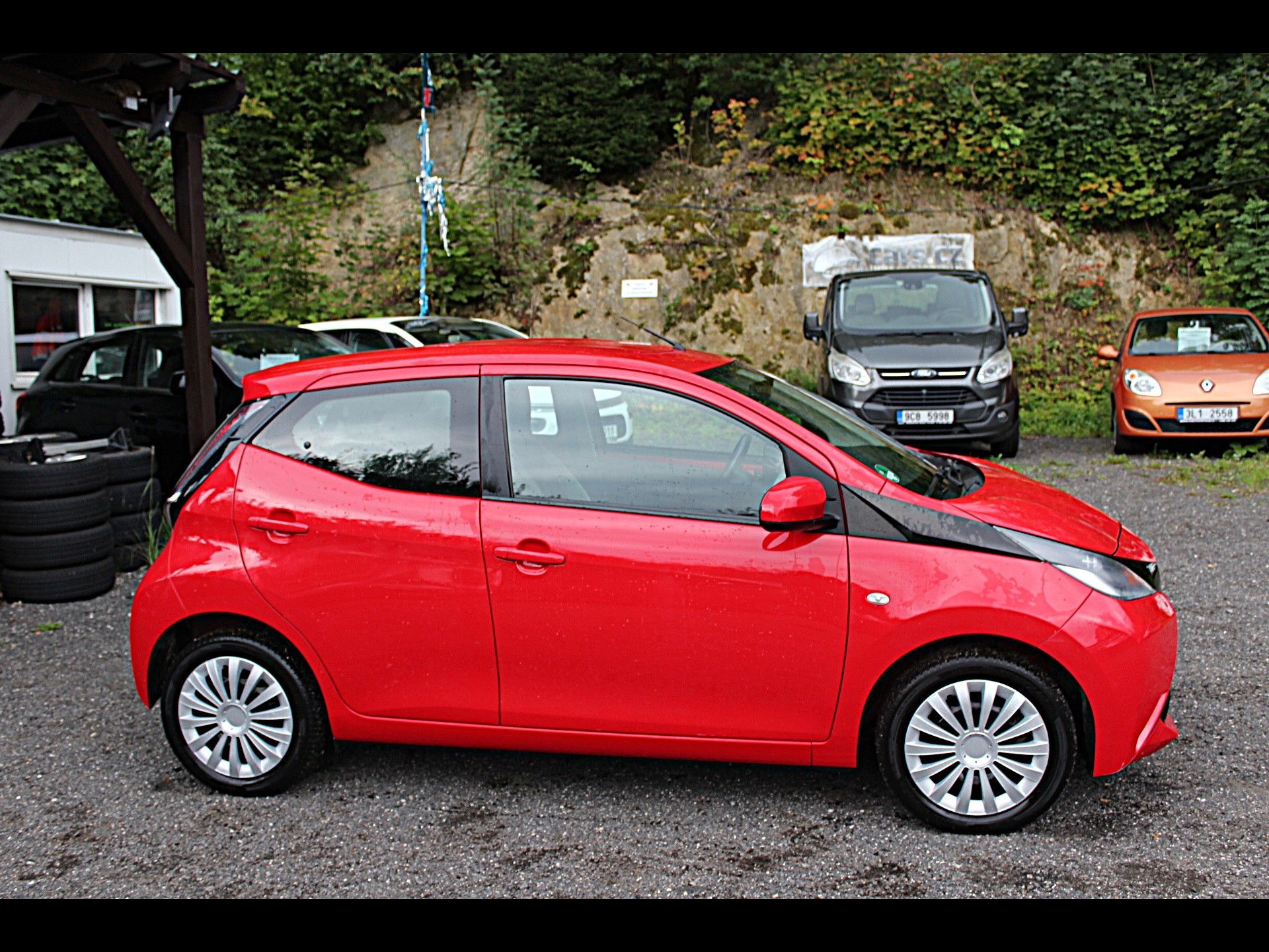Toyota Aygo, 1.0i 51 kW klima - fotka 5