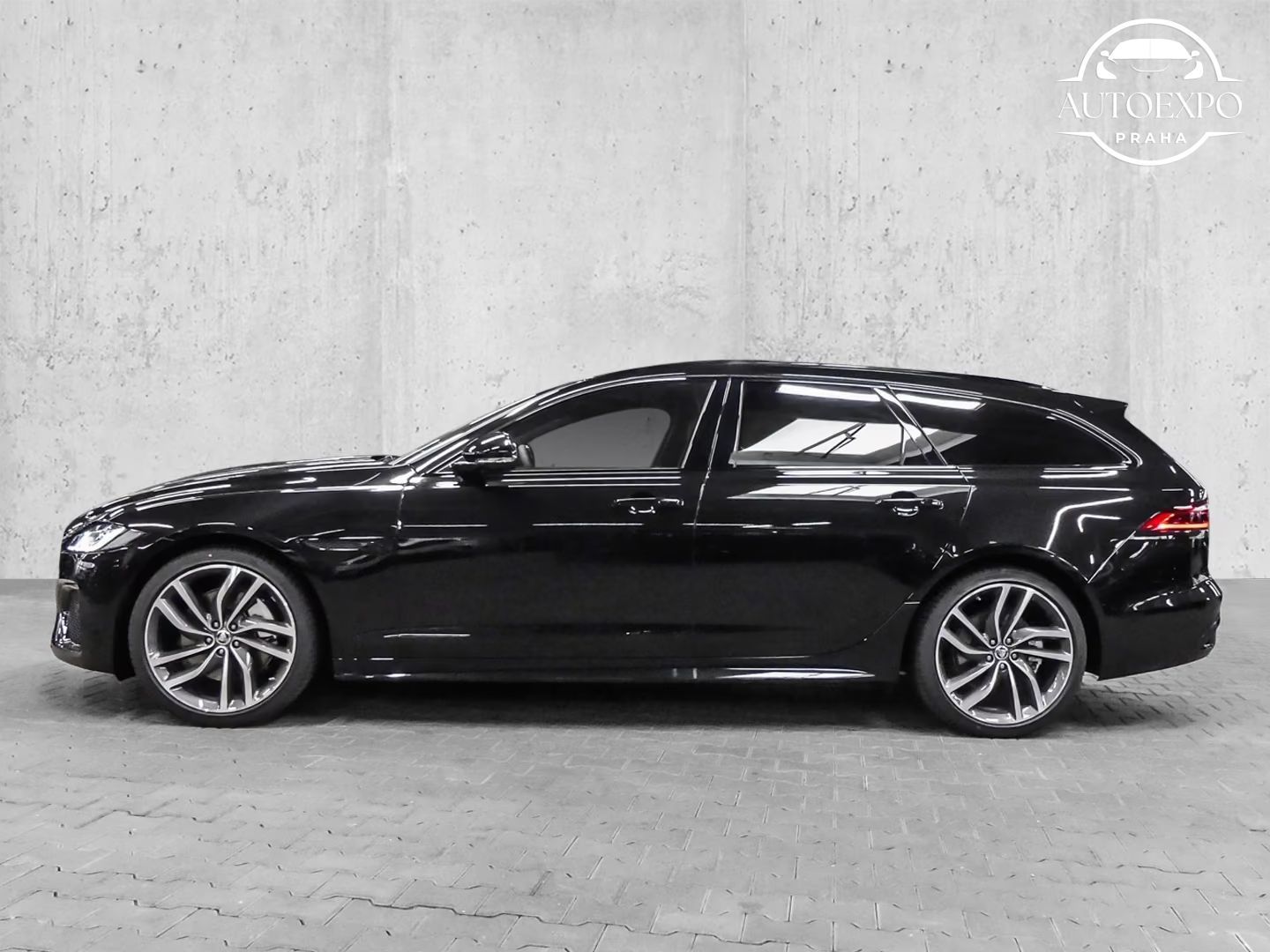 Jaguar XF, Sportbrake R-Dynamic *AWD* - fotka 3