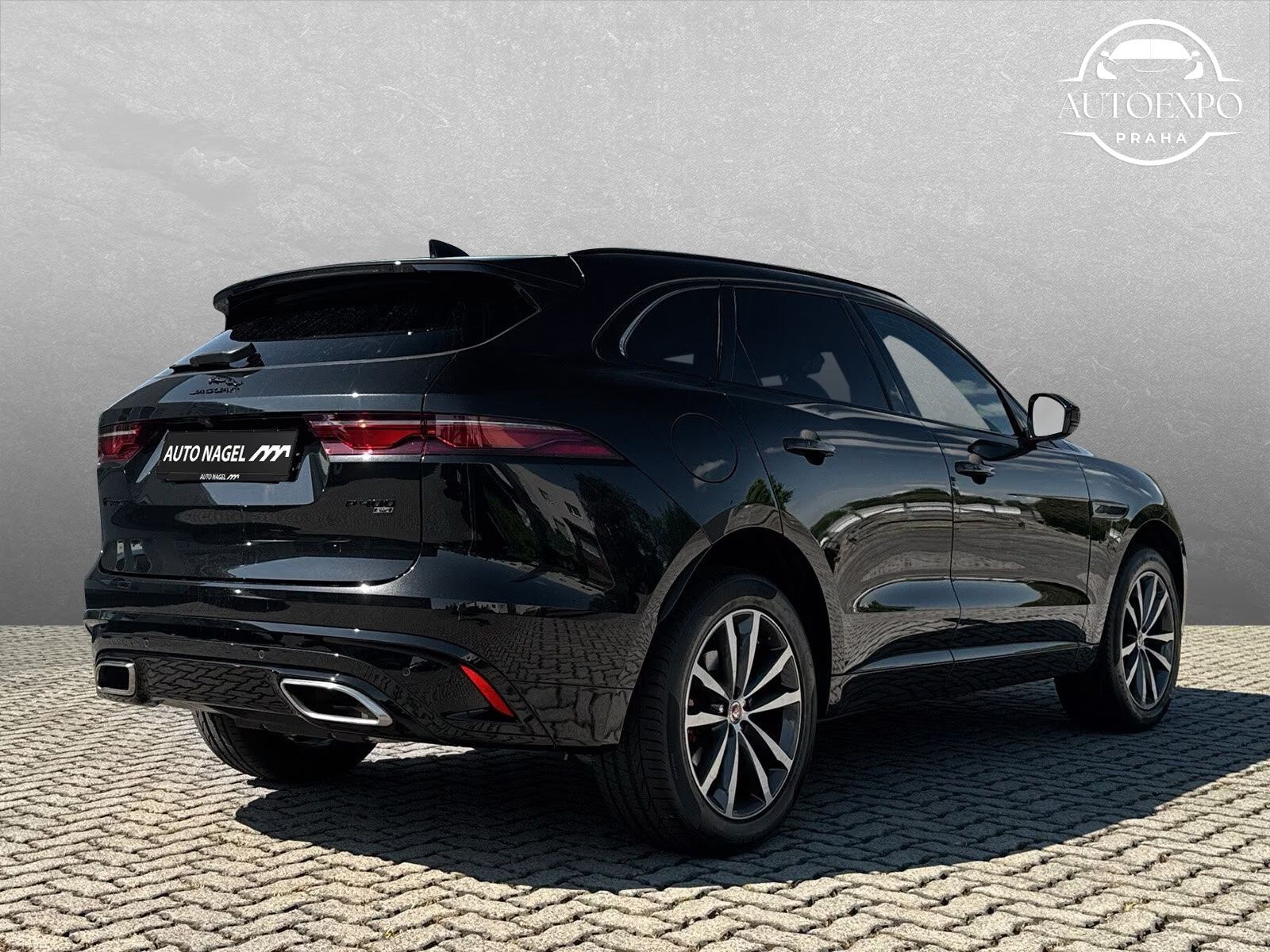 Jaguar F-Pace, F-PACE P400 R-Dynamic* - fotka 2