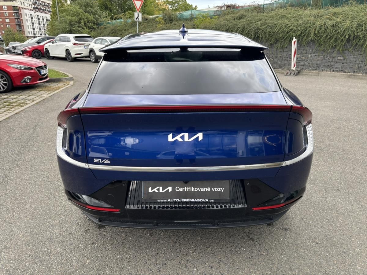 Kia EV6, 168kW Earth ZÁRUKA SoH 98% - fotka 4