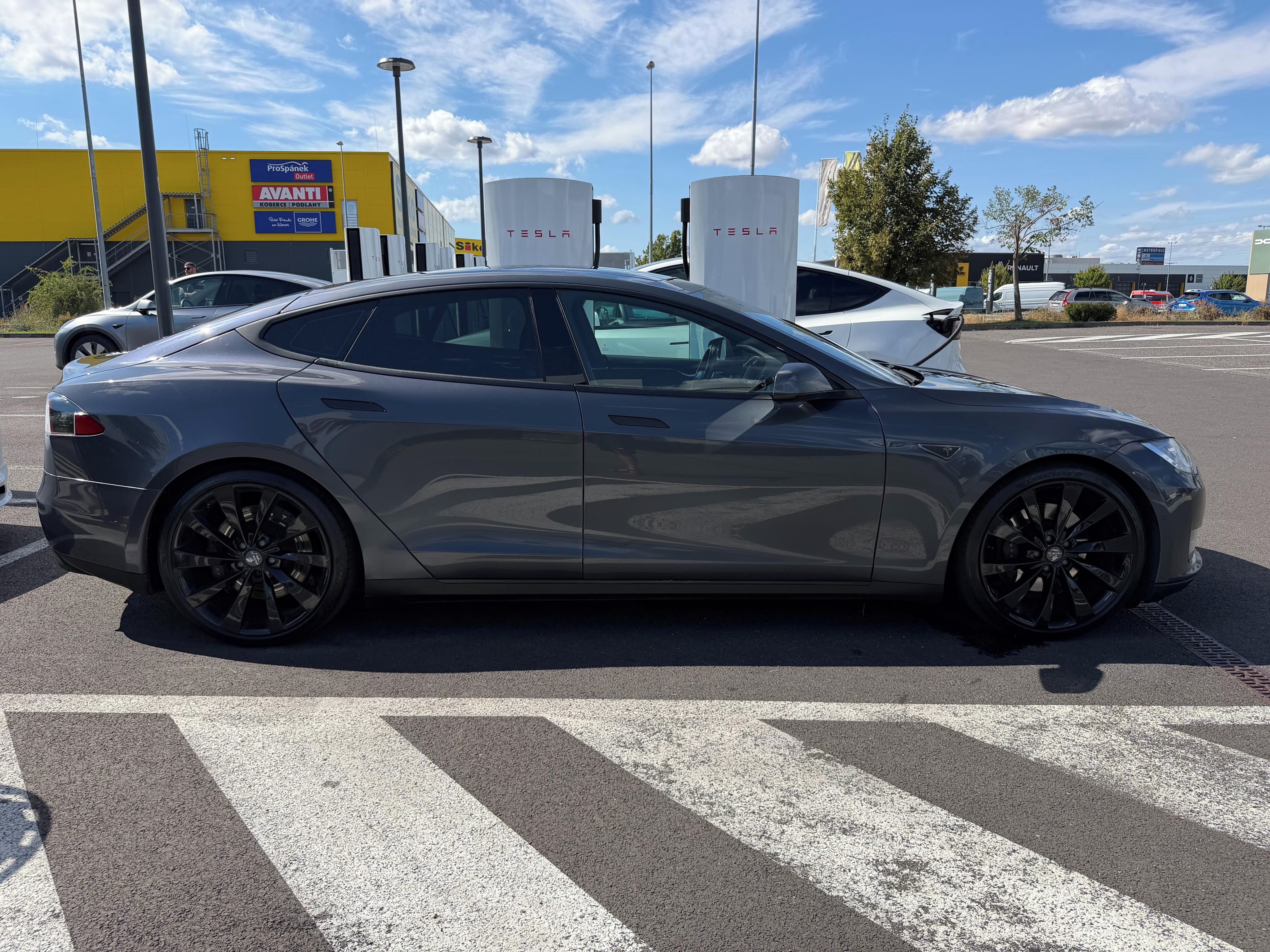 Tesla Model S, 85D/SoH 92%/SC01/FREE - fotka 3