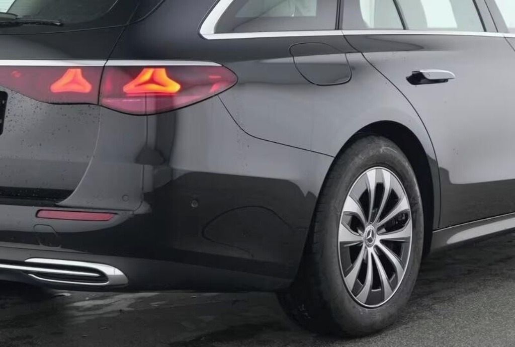 Mercedes-Benz Třídy E, 200 T AVANTGARDE Advanced - fotka 4