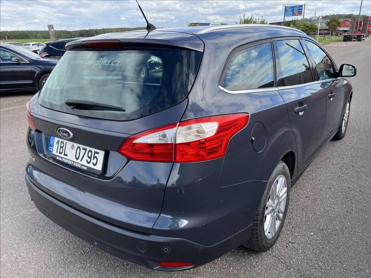 Ford Focus, 1,6 TDCi KLIMA ROZVODY SERVIS - fotka 6