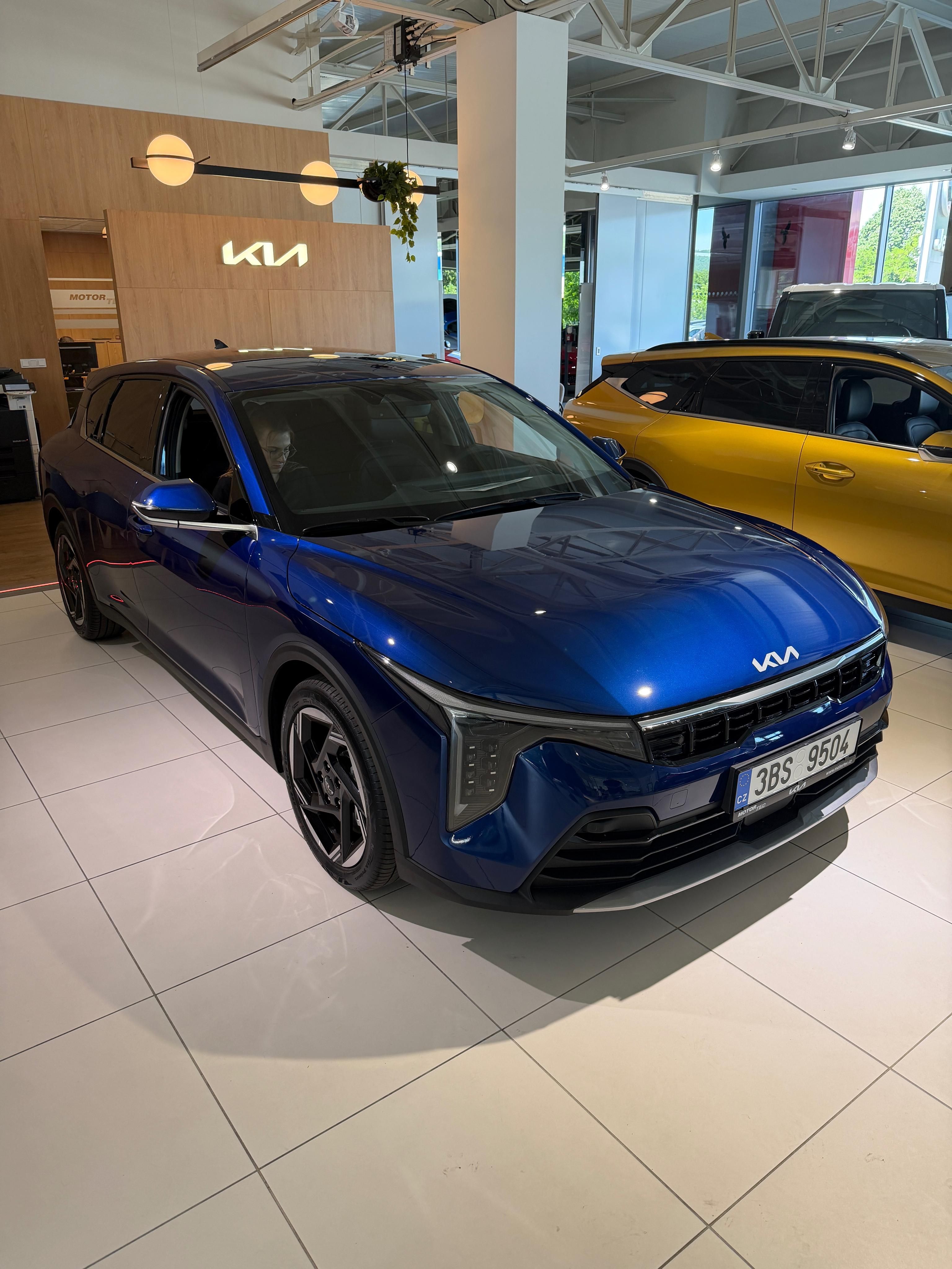 Kia K4, 132kW,Top,HB,odpočet DPh