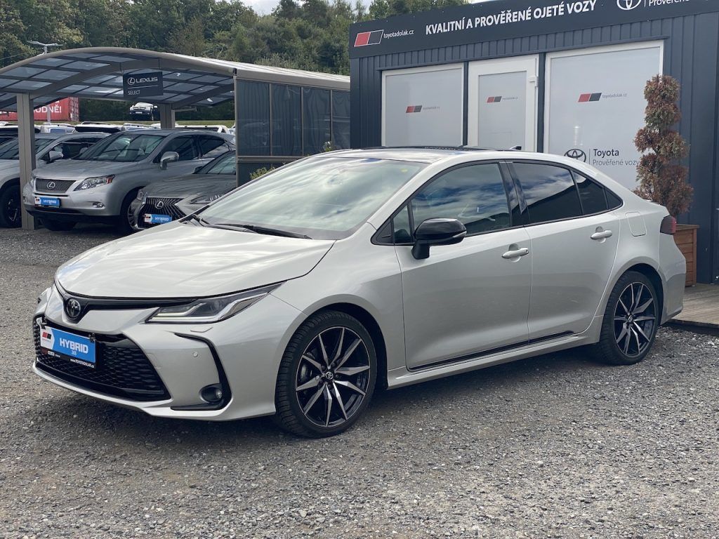 Toyota Corolla, 1.8HEV, ČR, GR Sport, DPH - fotka 4