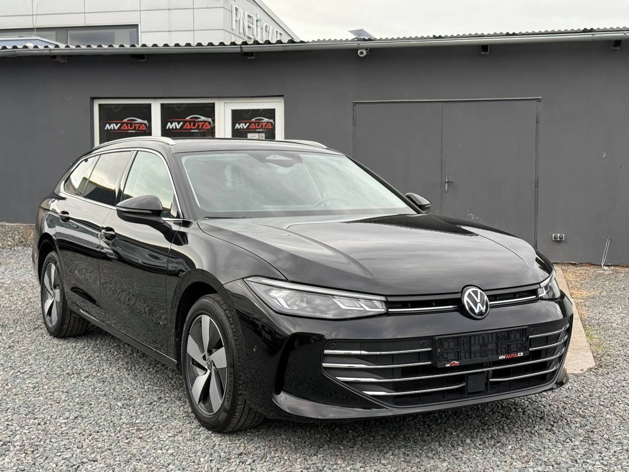 Volkswagen Passat, VW PASSAT B9 1.5 - fotka 3