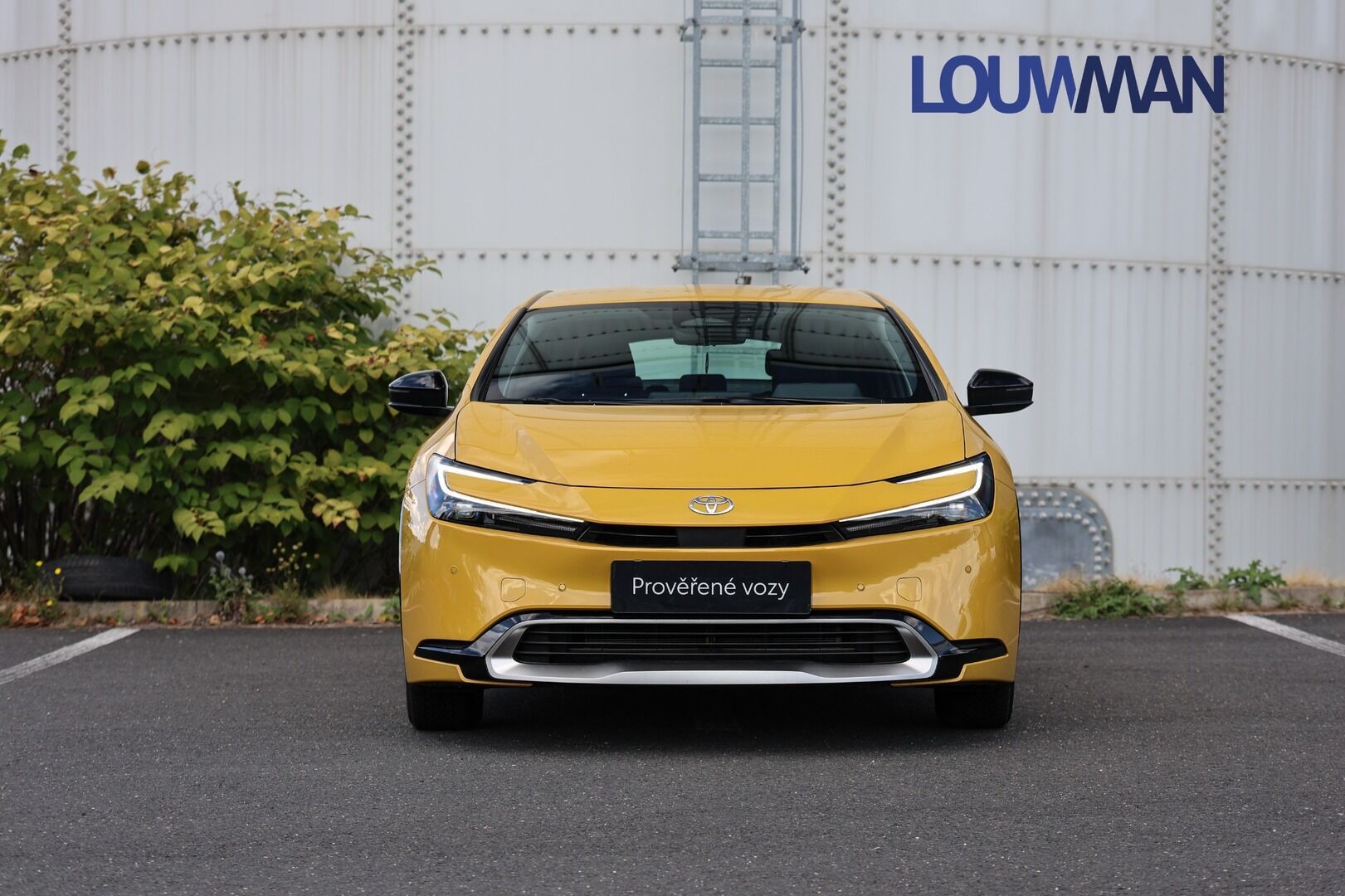 Toyota Prius, 2.0 PHEV PRESTIGE - fotka 4