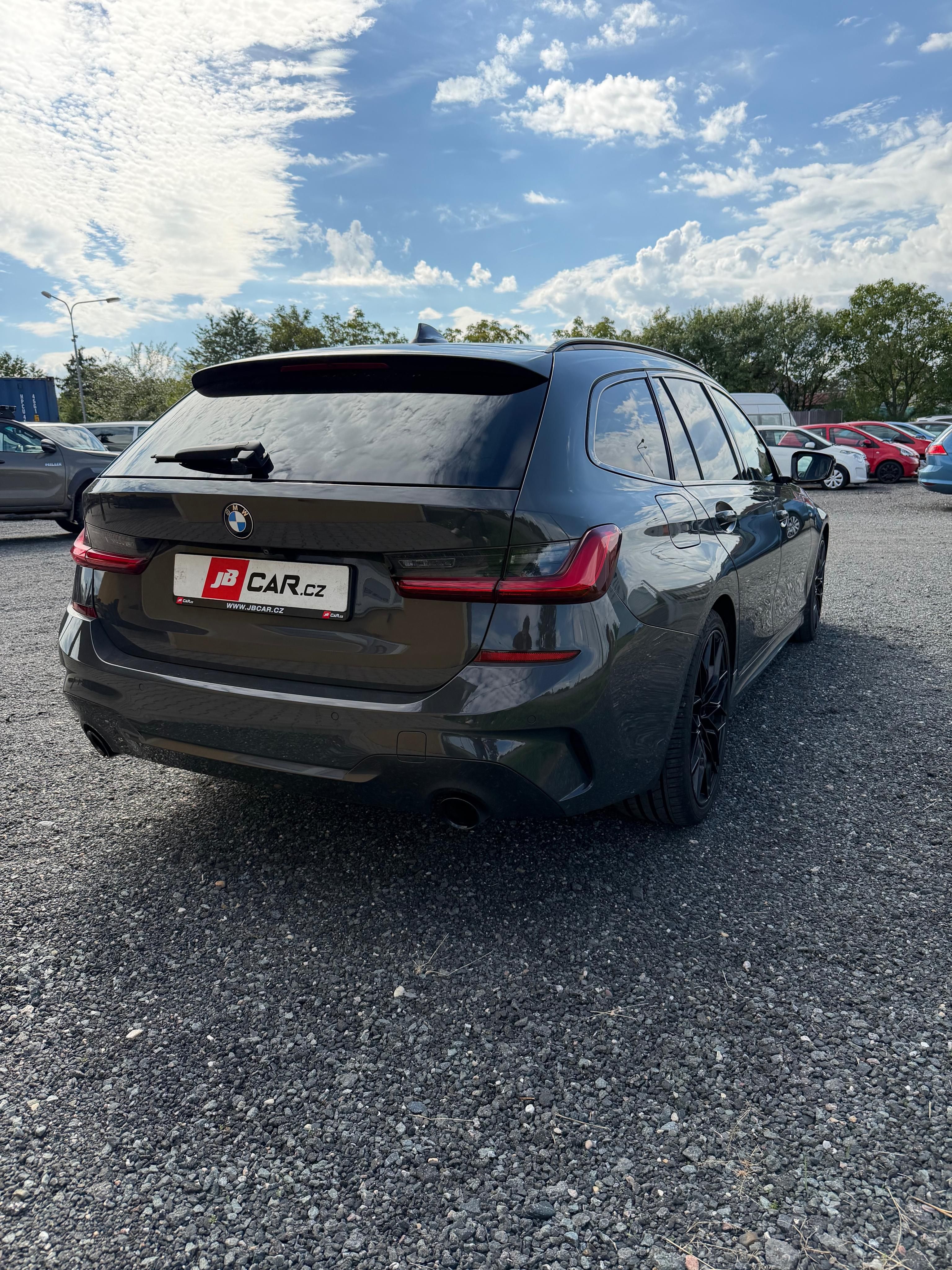 BMW Řada 3, 330d xDrive M-PAKET 1.MAJ DPH - fotka 4
