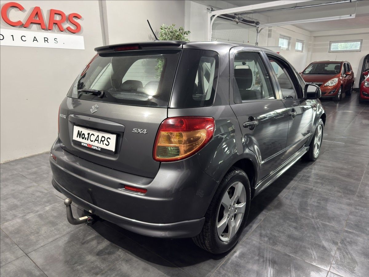 Suzuki SX4, 1,6   VVT SPORT-LINE KEYLESS - fotka 5