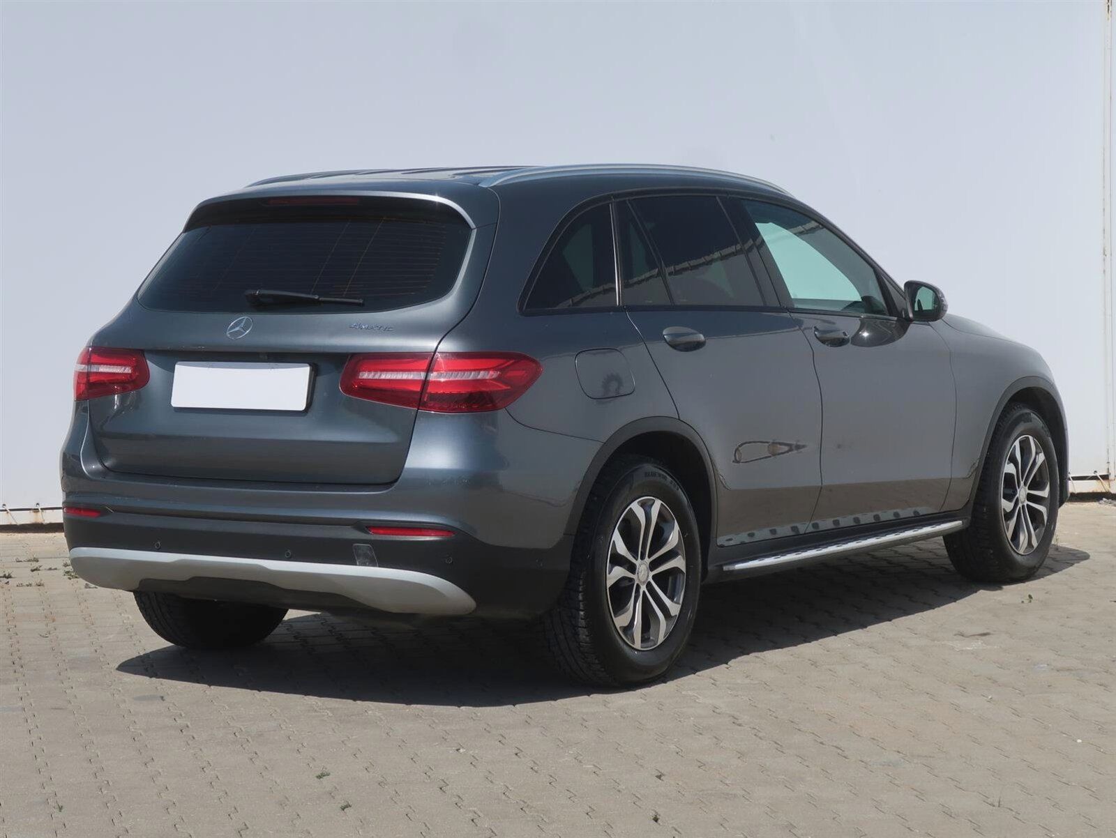 Mercedes-Benz GLC, 220 d 4MATIC, 4X4, Automat - fotka 5