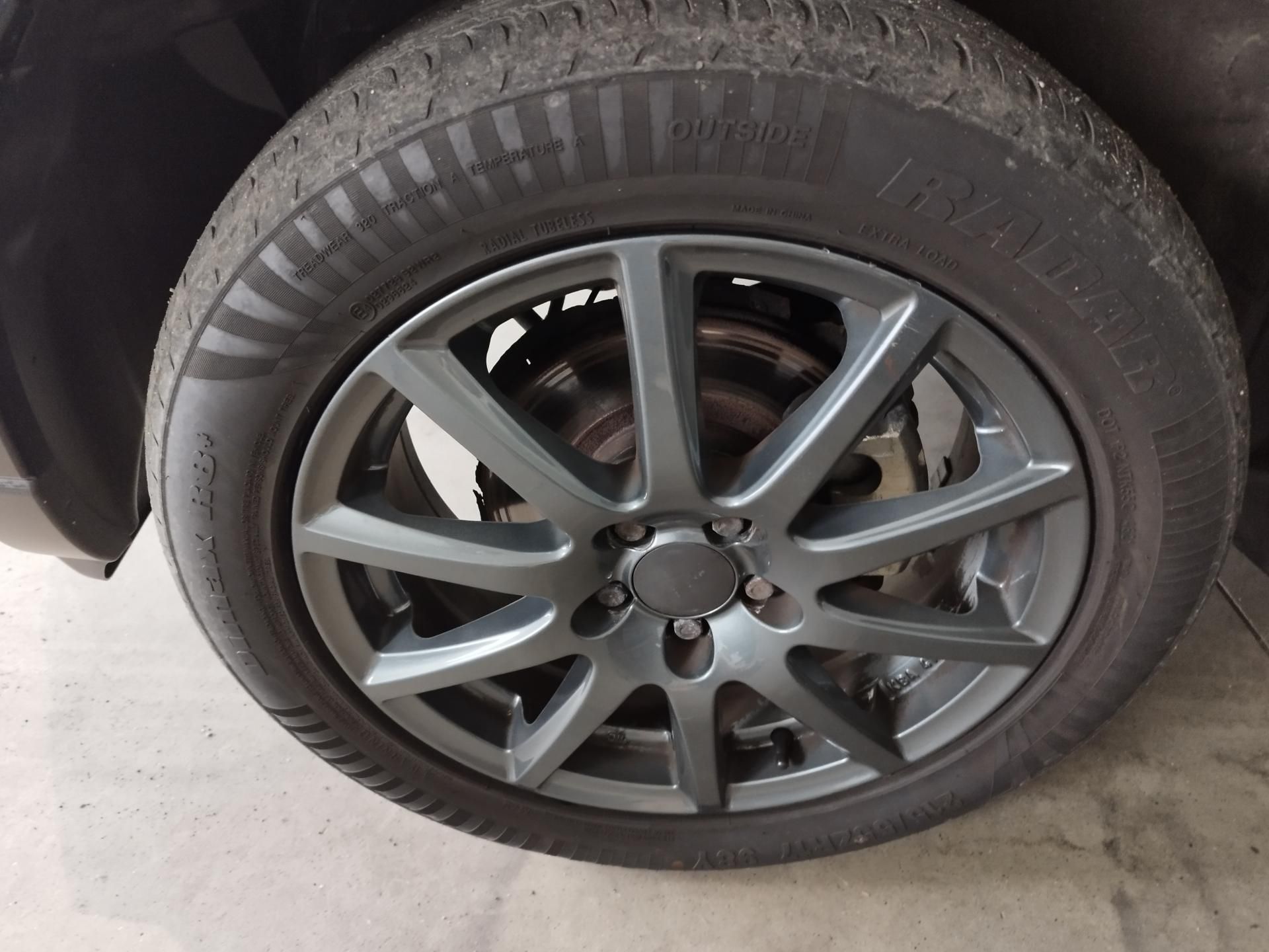 Subaru Forester, 2.0i,taž.zař.,4x4 - fotka 3
