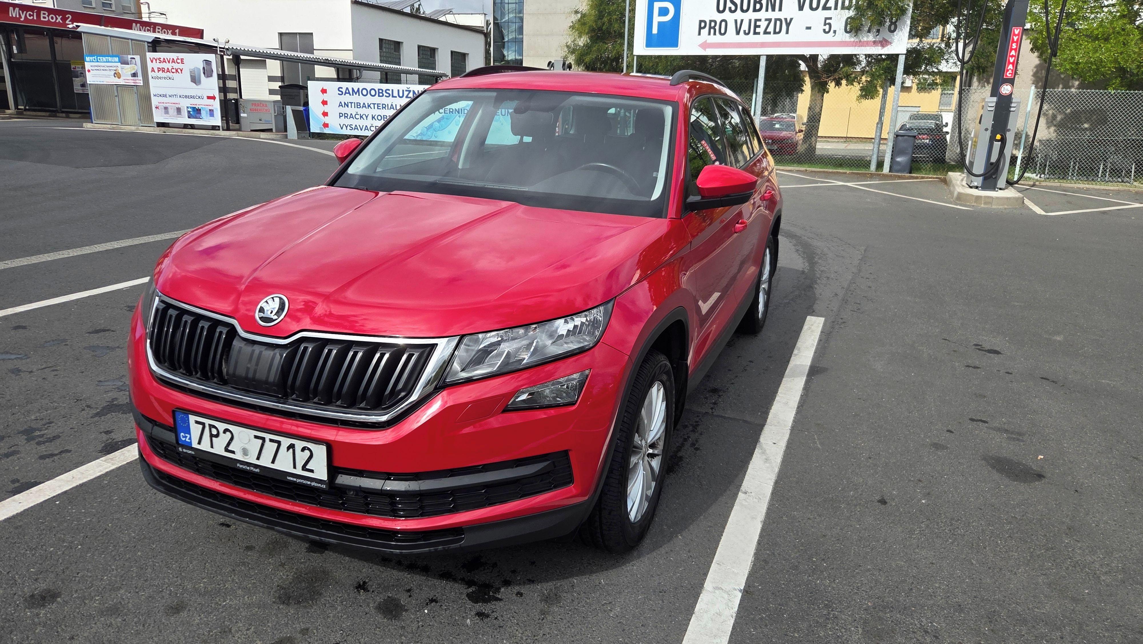 Škoda Kodiaq, 4x4, 150k, 1.majitel, servis - fotka 4