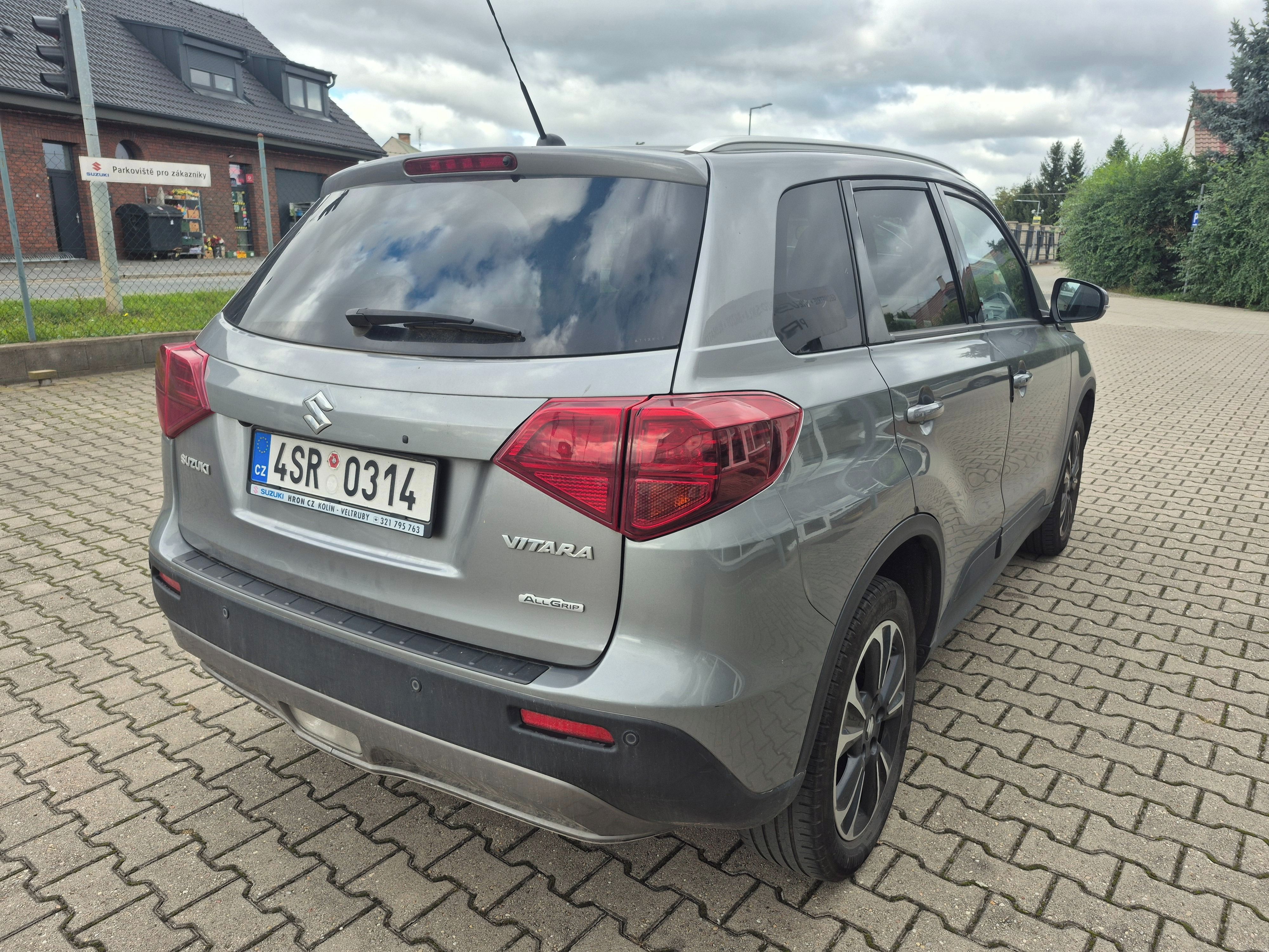 Suzuki Vitara, 1,4 Elegance 4x4 AllGrip - fotka 4