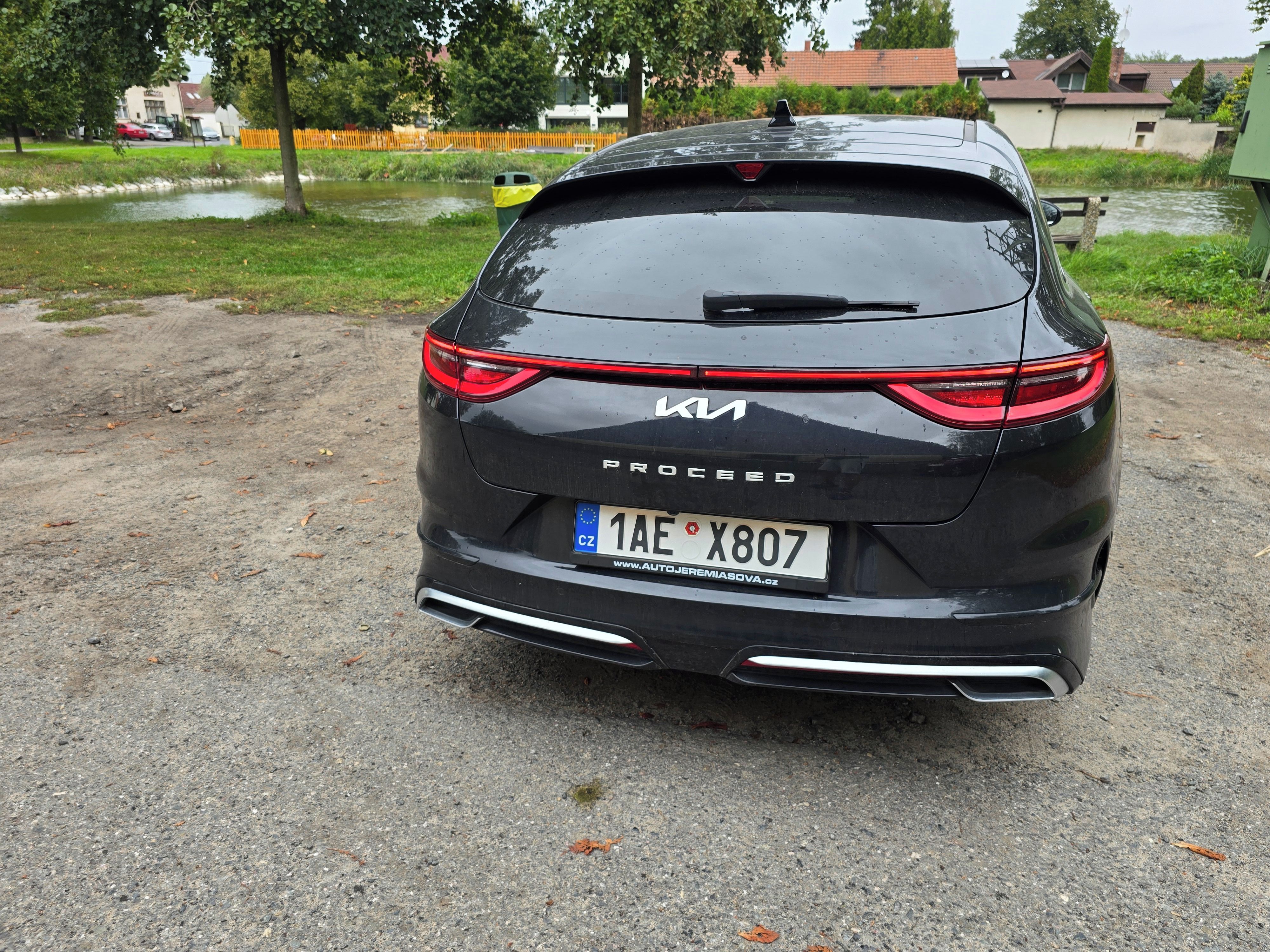 Kia ProCeed, Kia ProCeed 1 5 T-GDi GPF 7 DC - fotka 3